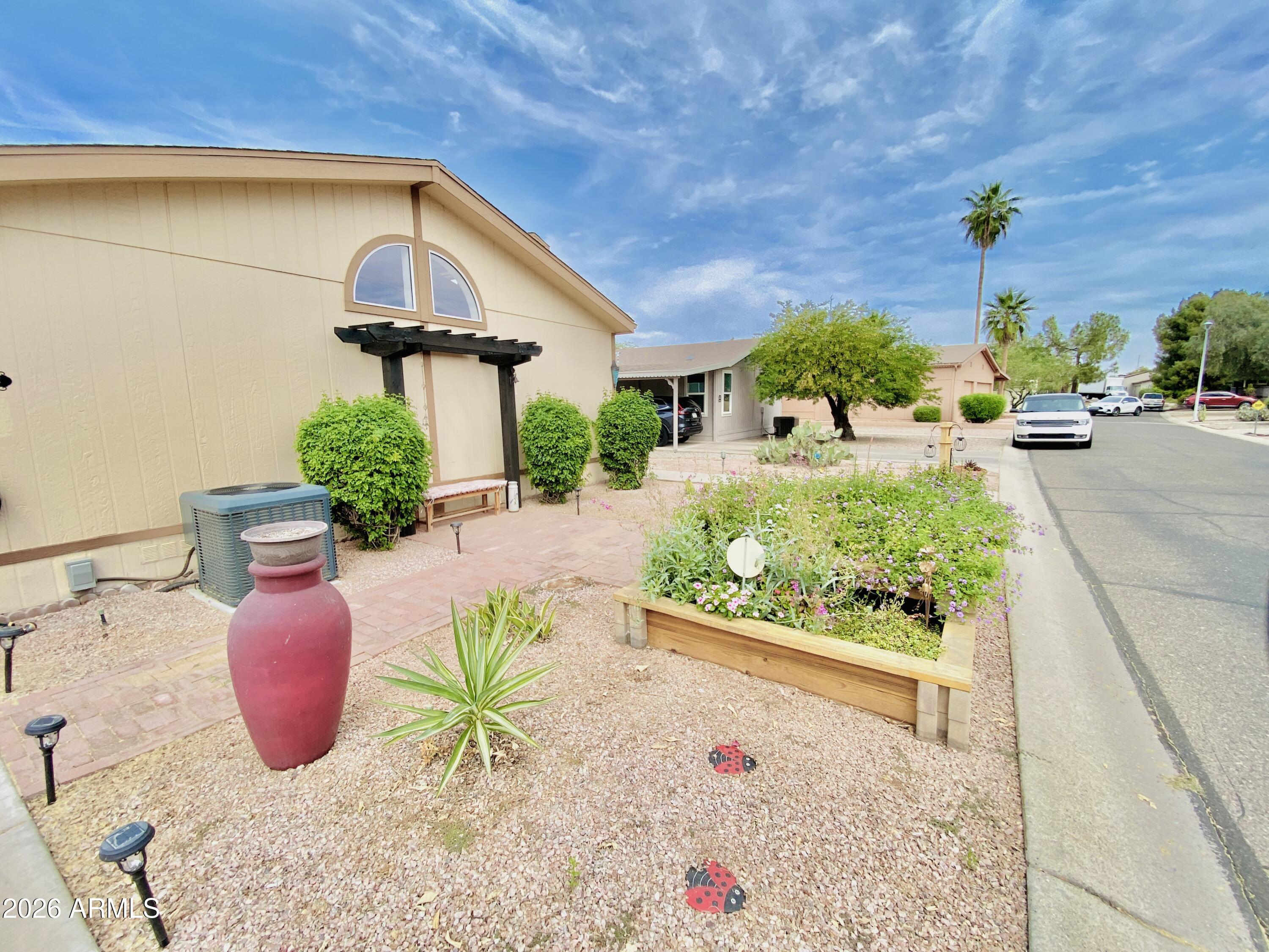 3901 E PINNACLE PEAK Road 384