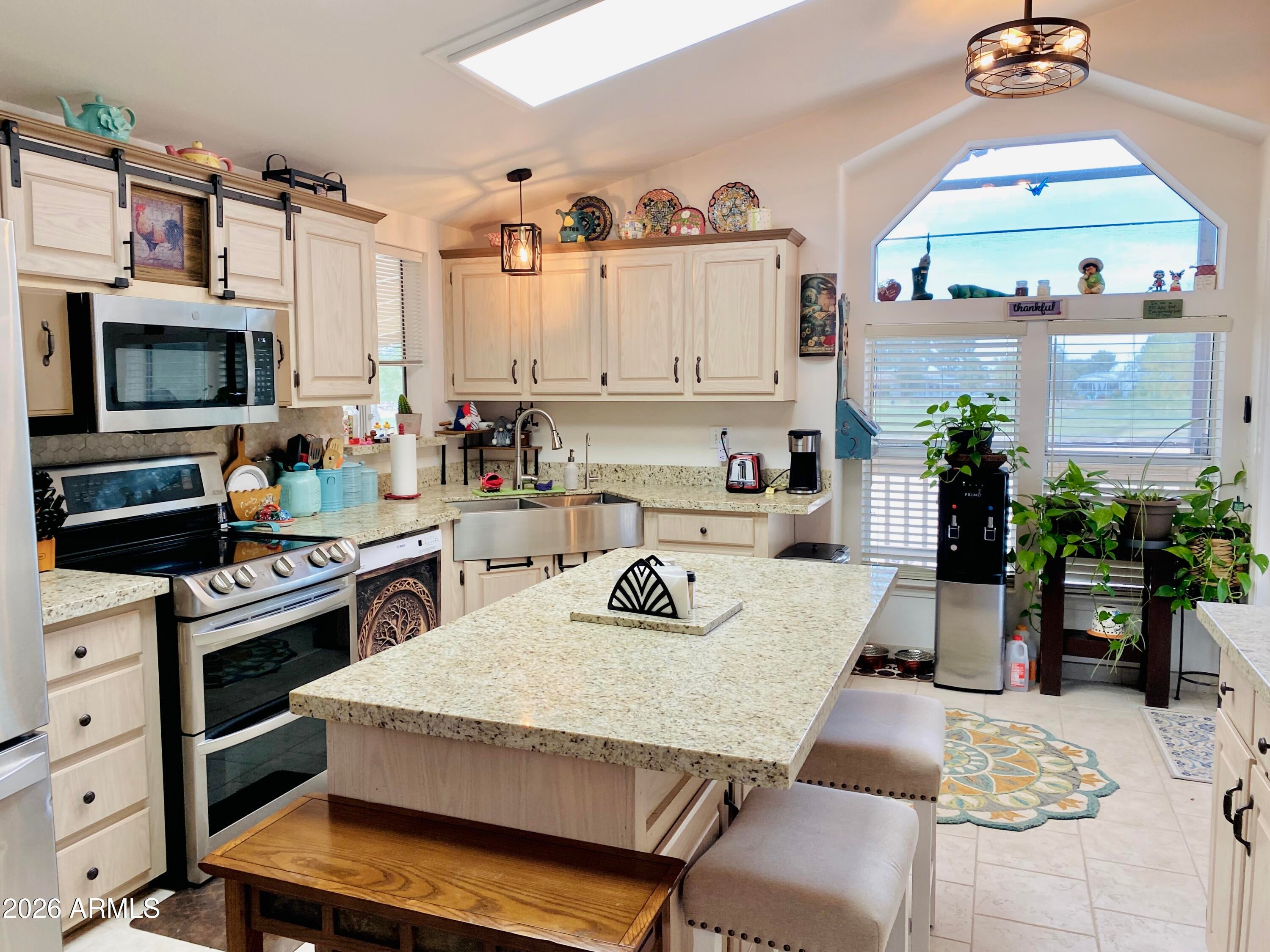 3901 E PINNACLE PEAK Road 384