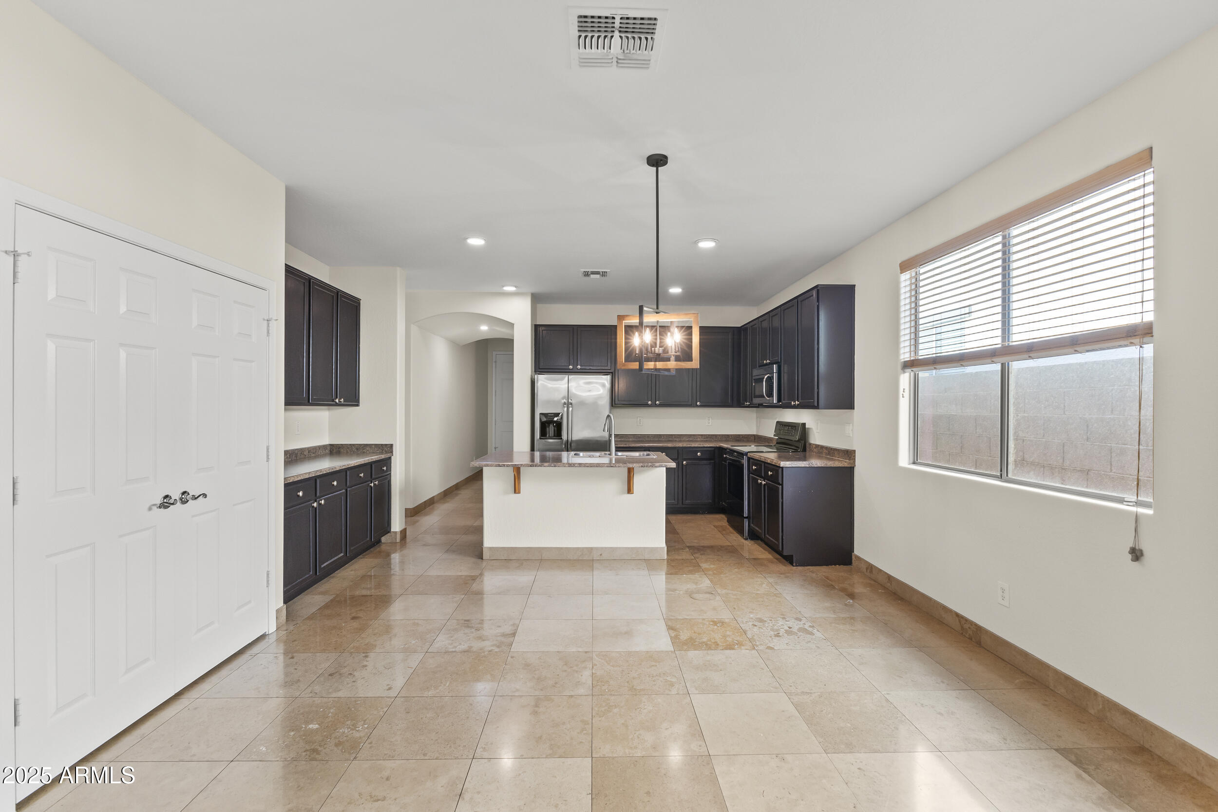 17950 W Mission Lane