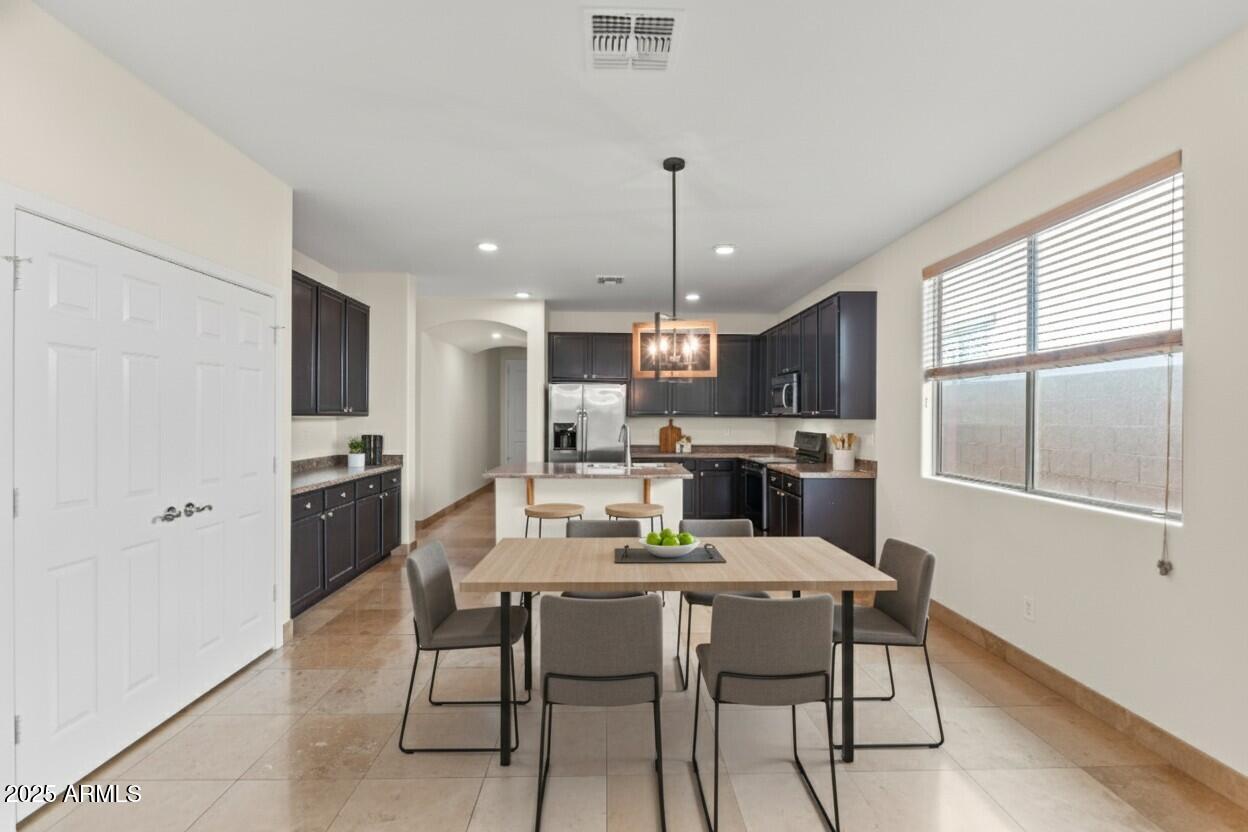 17950 W Mission Lane