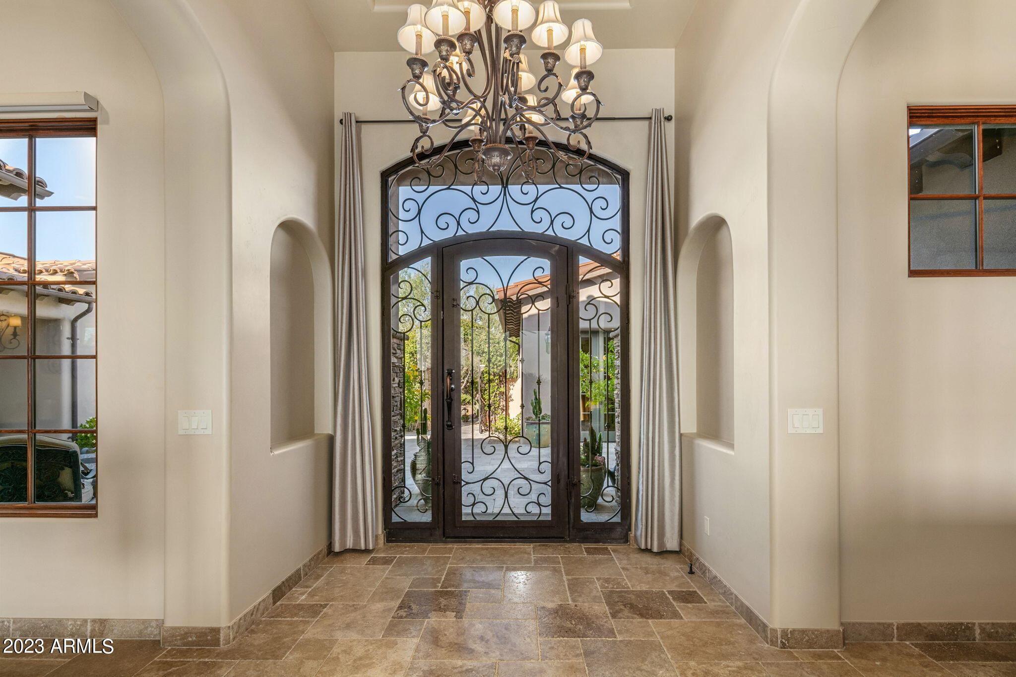 Mirabel Club - Residential