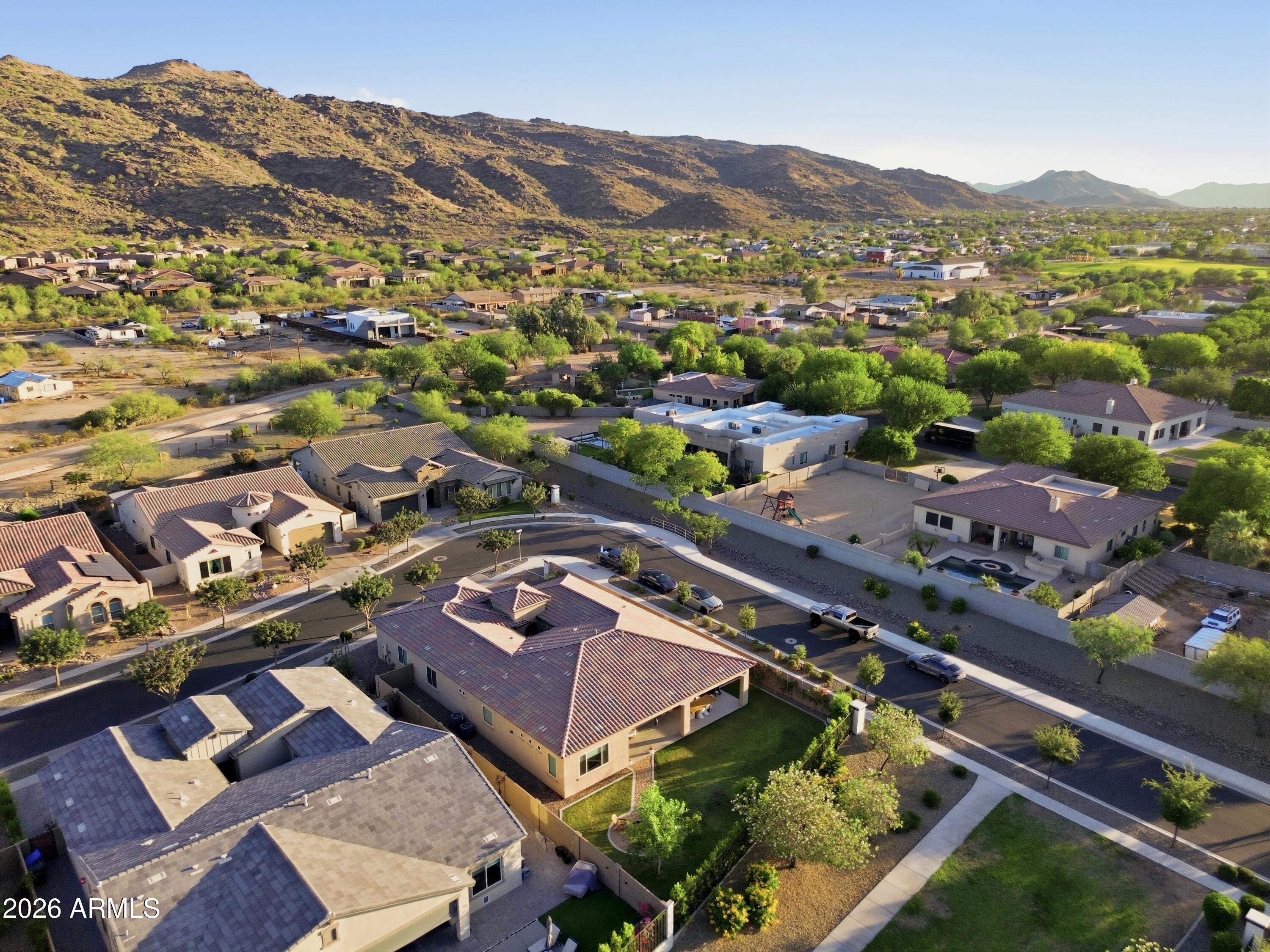 3010 E Desert Lane