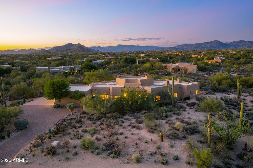 Photo of 30600 N Pima Road #32, Scottsdale, AZ 85266 (MLS # 6937467)