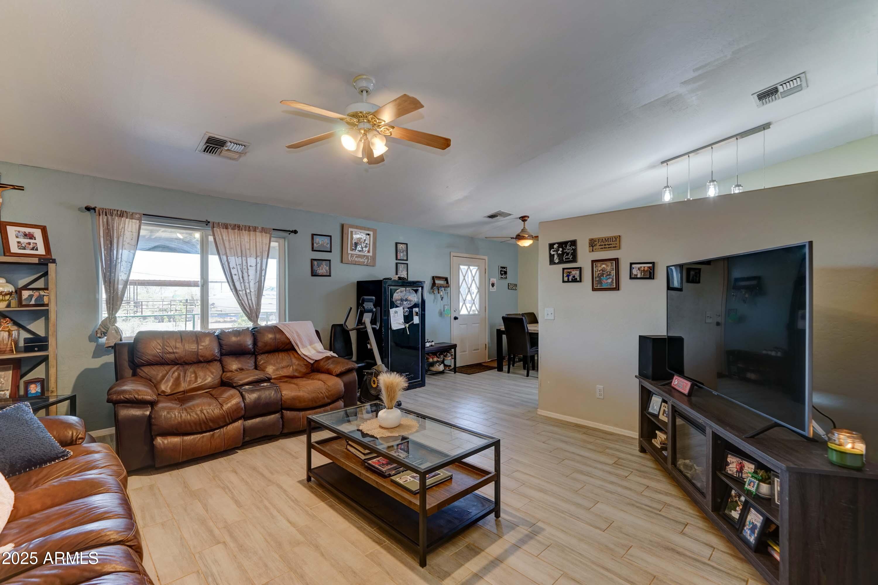 6525 E FOX HOLLOW Lane