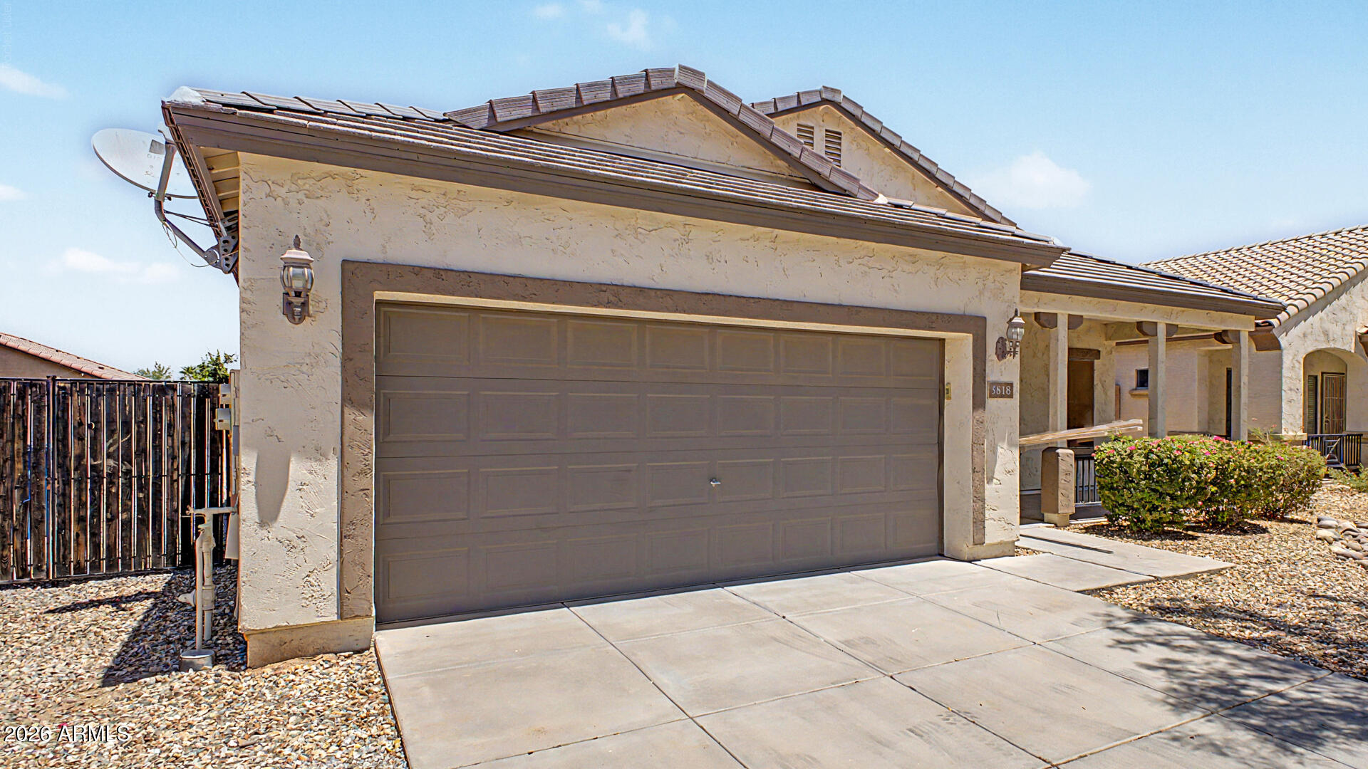 5818 W PEDRO Lane