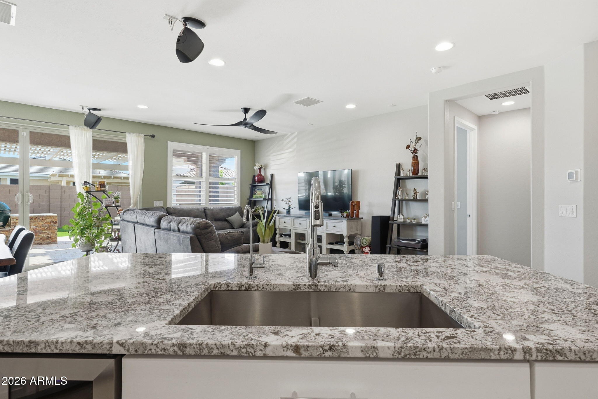 PERALTA CANYON - Residential
