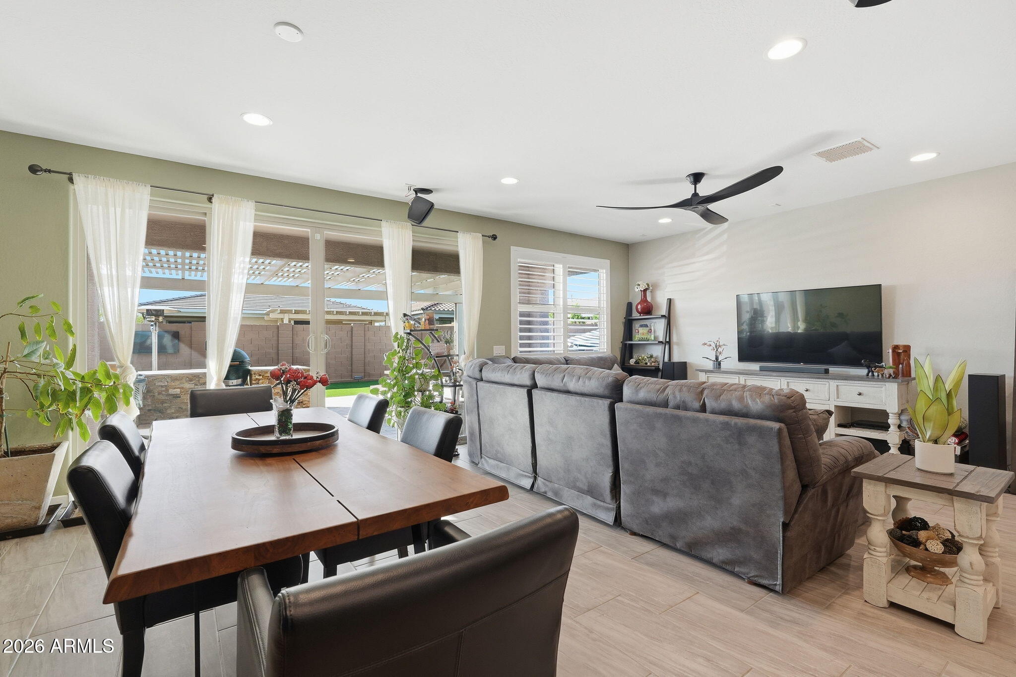 PERALTA CANYON - Residential