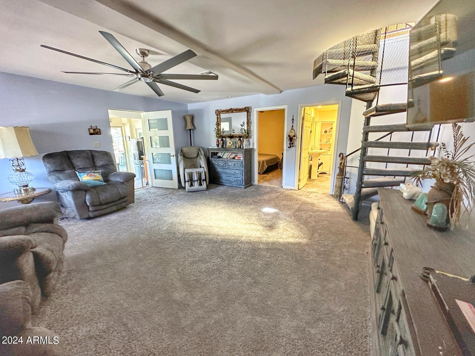 159 E EL CAMINO DEL REY --