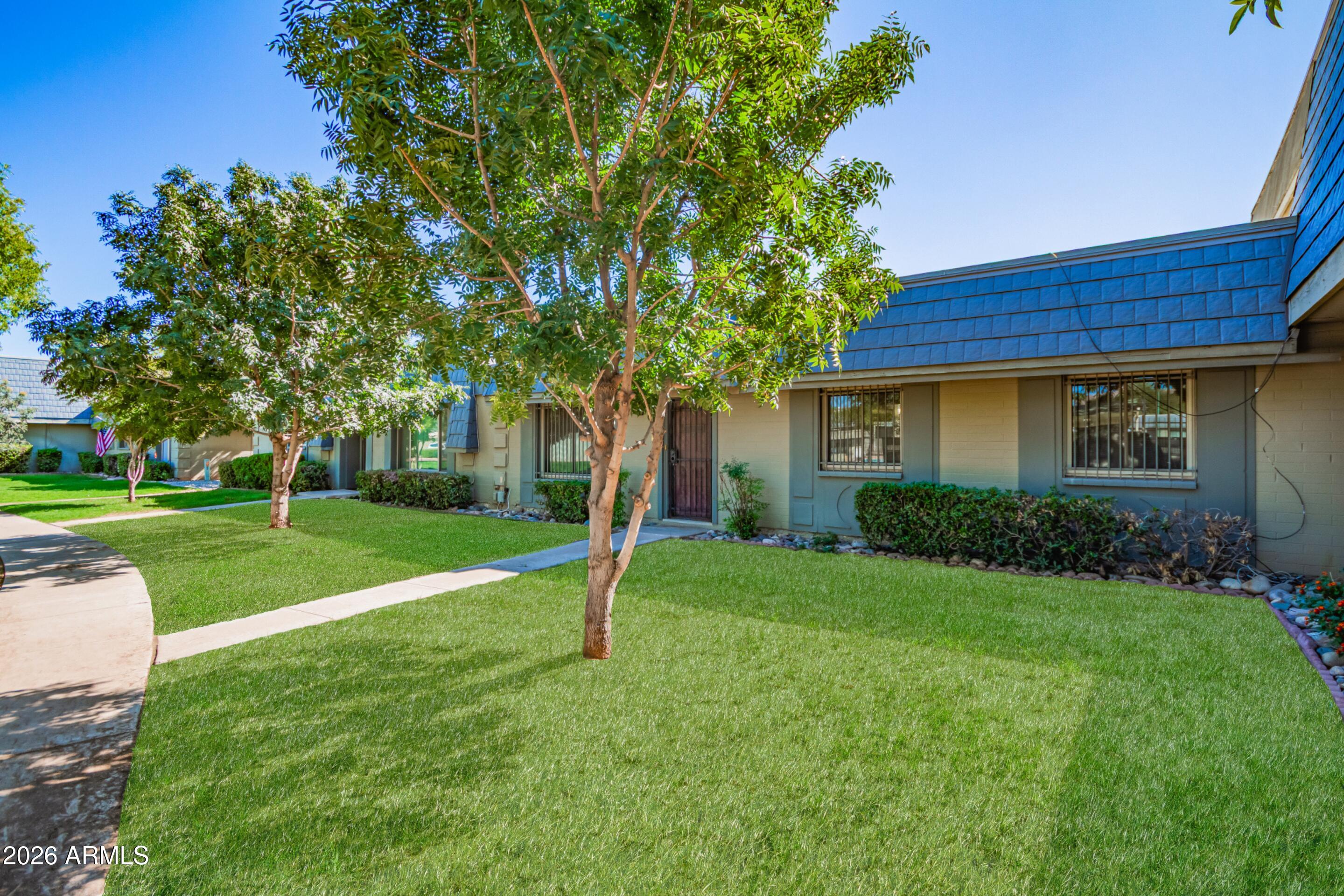 2030 W HIGHLAND Avenue