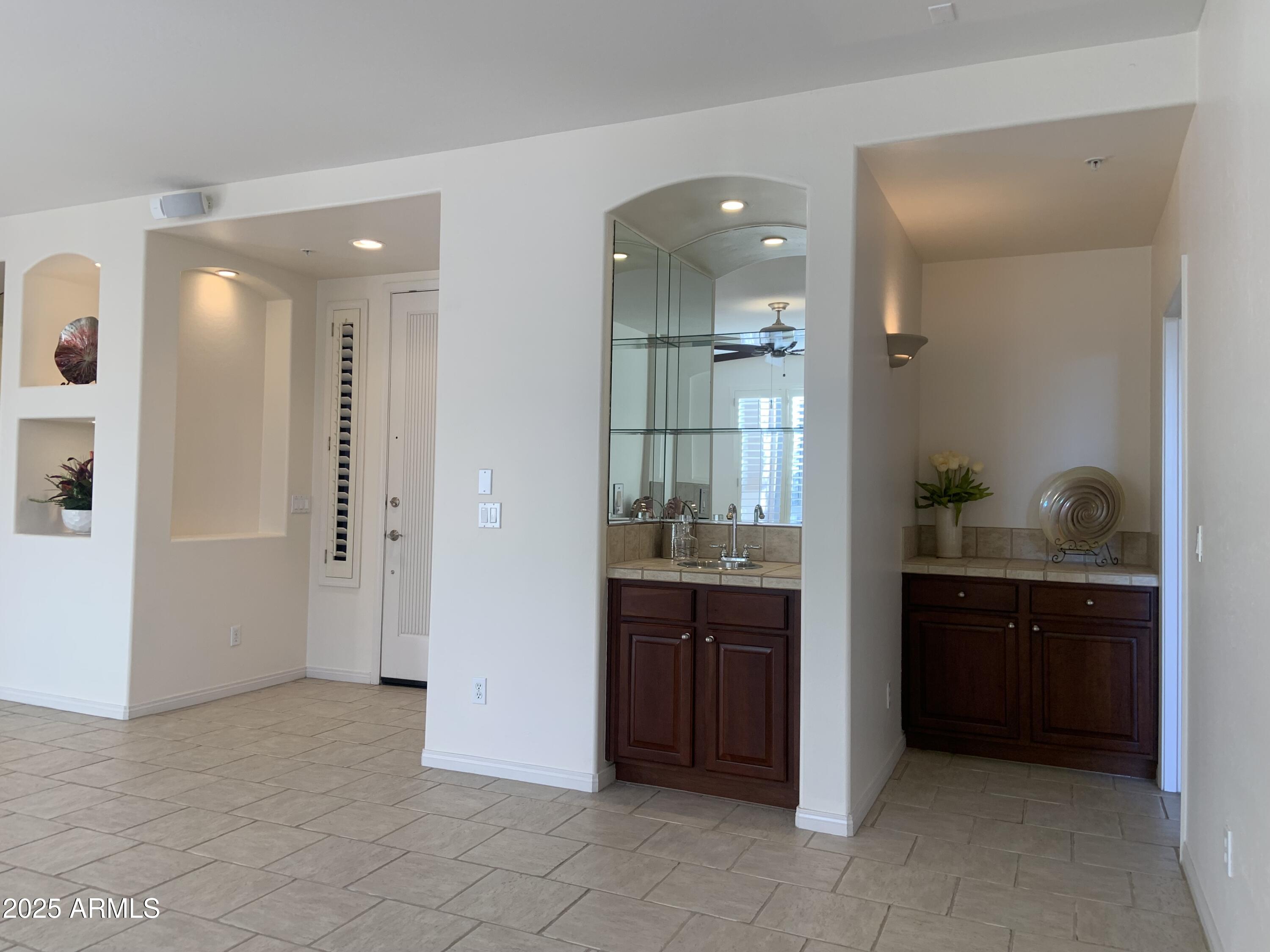 7445 E EAGLE CREST Drive 1143