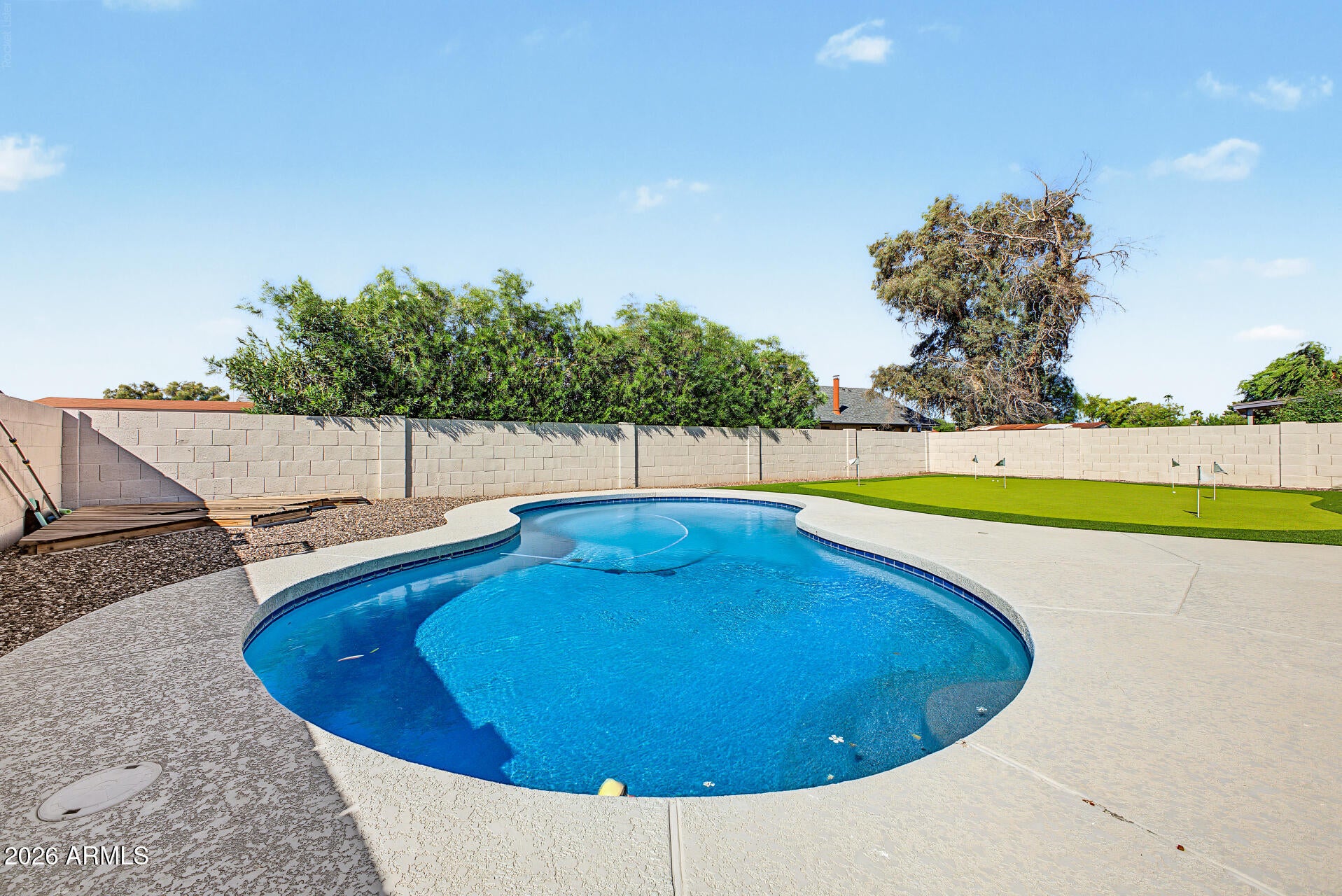 3661 W LAREDO Street