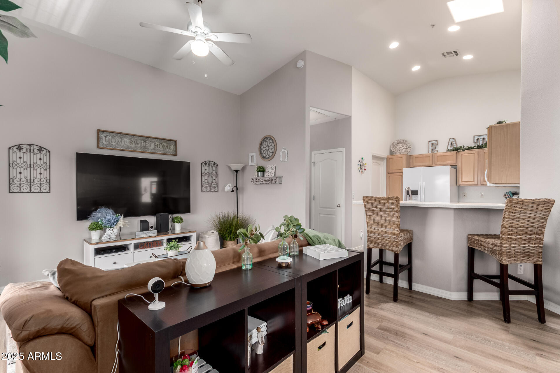 1406 W EMERALD Avenue 102