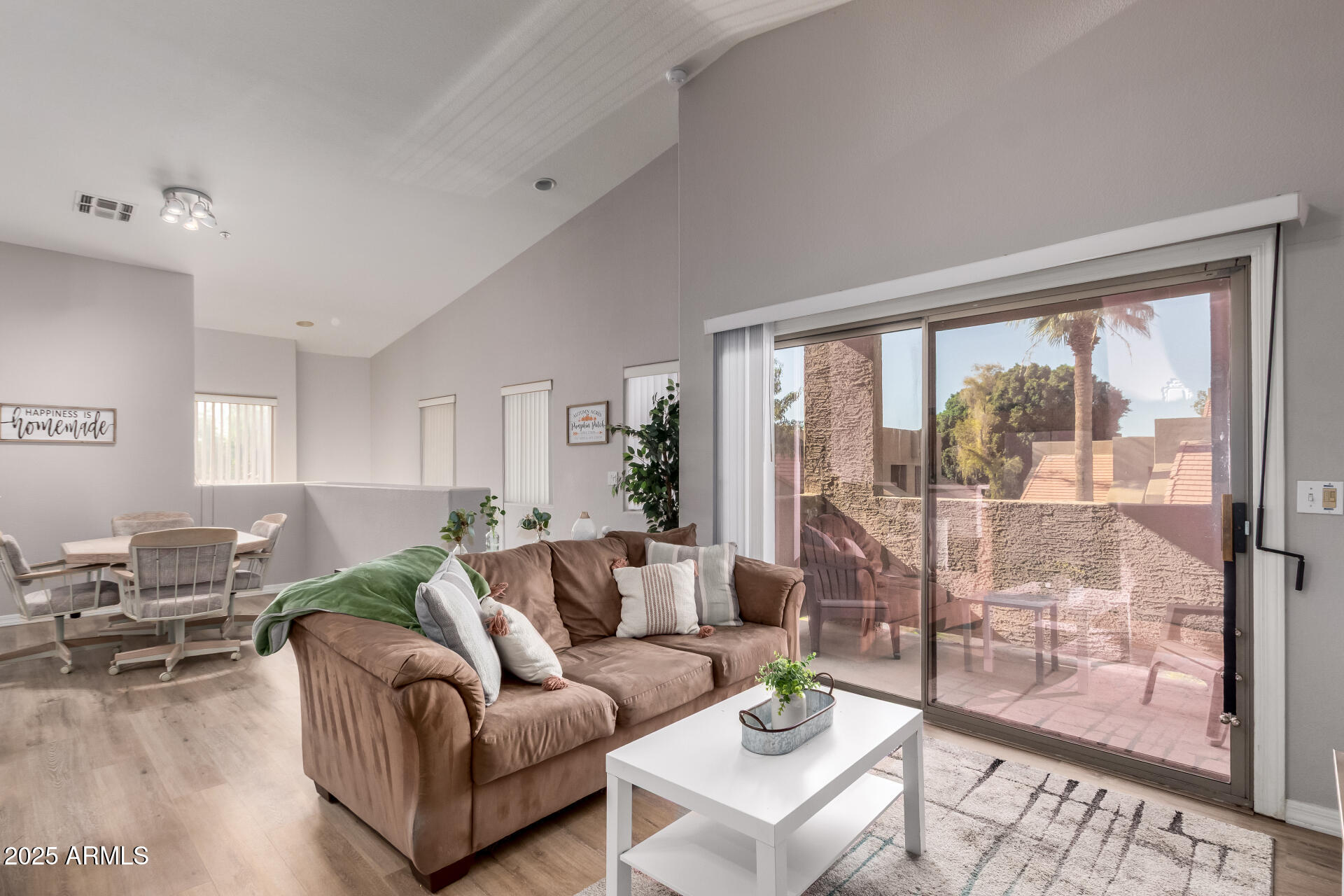 1406 W EMERALD Avenue 102