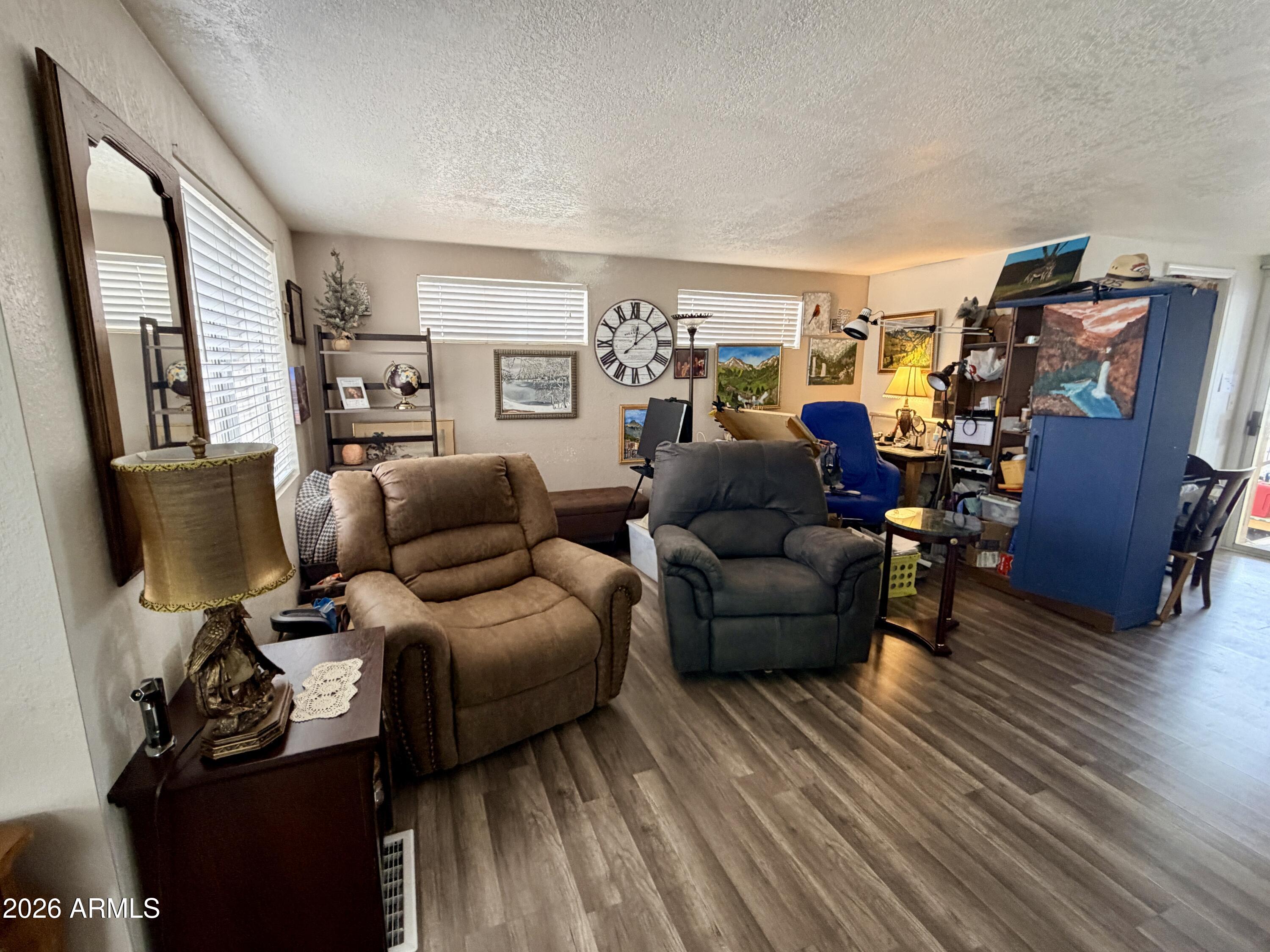 BROADWAY ESTATES - Residential