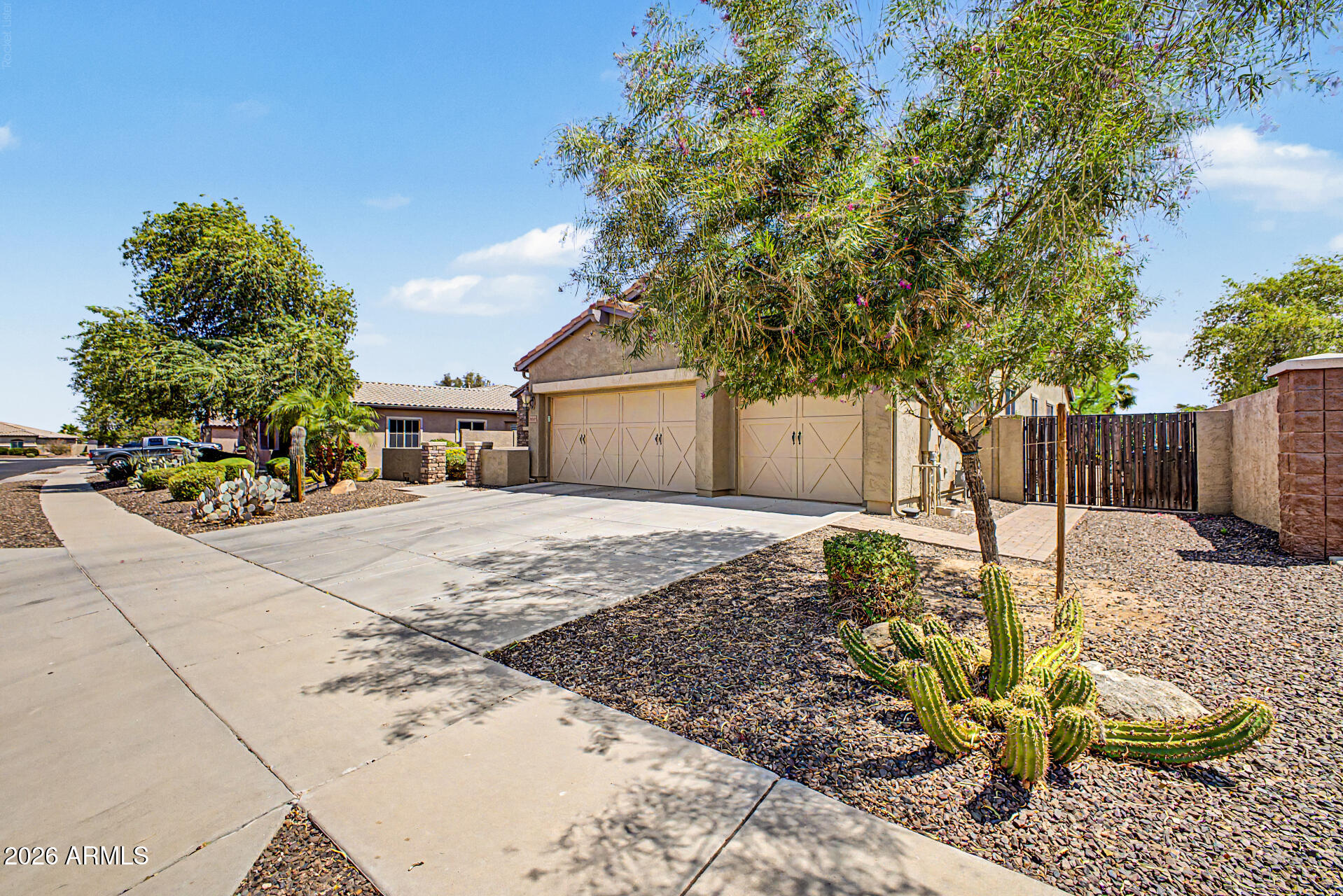 19345 W MEDLOCK Drive
