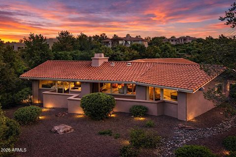 15 CALLE DEL JEFES -- Sedona AZ 86336
