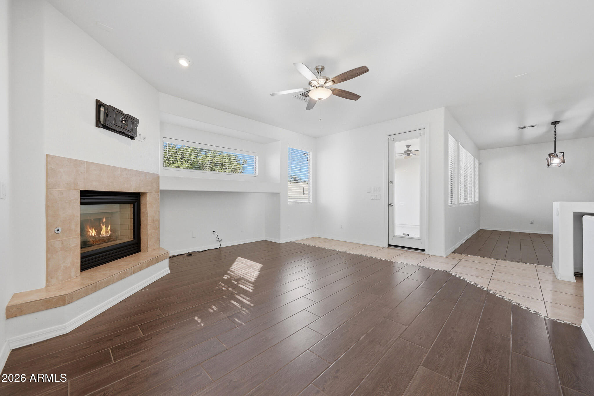 14604 W CLARENDON Avenue