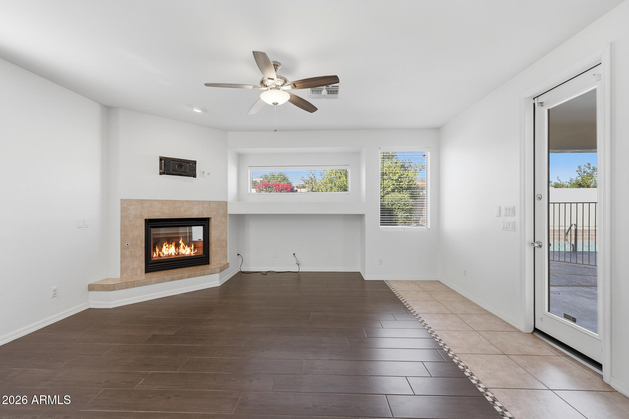 14604 W CLARENDON Avenue