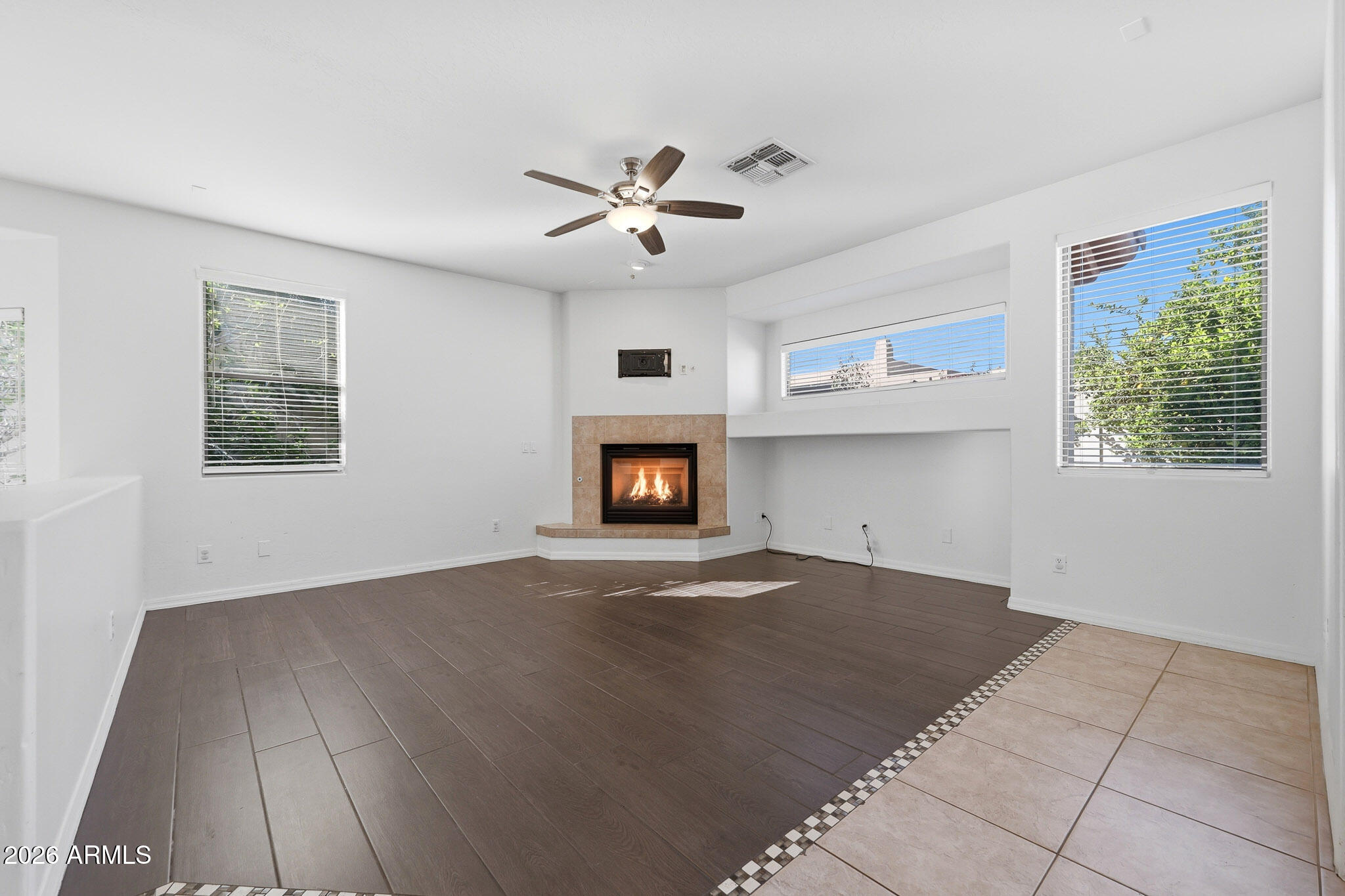 14604 W CLARENDON Avenue