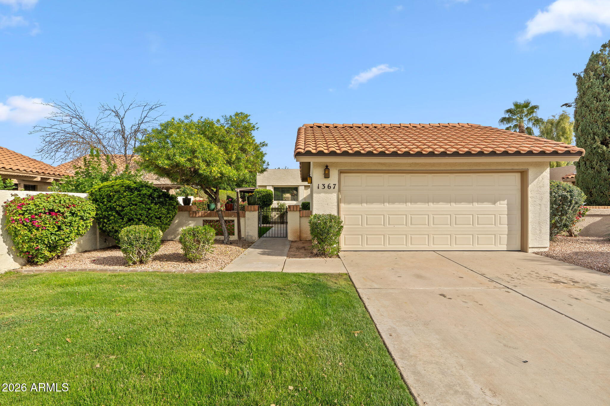 1367 N LOS ALTOS Drive