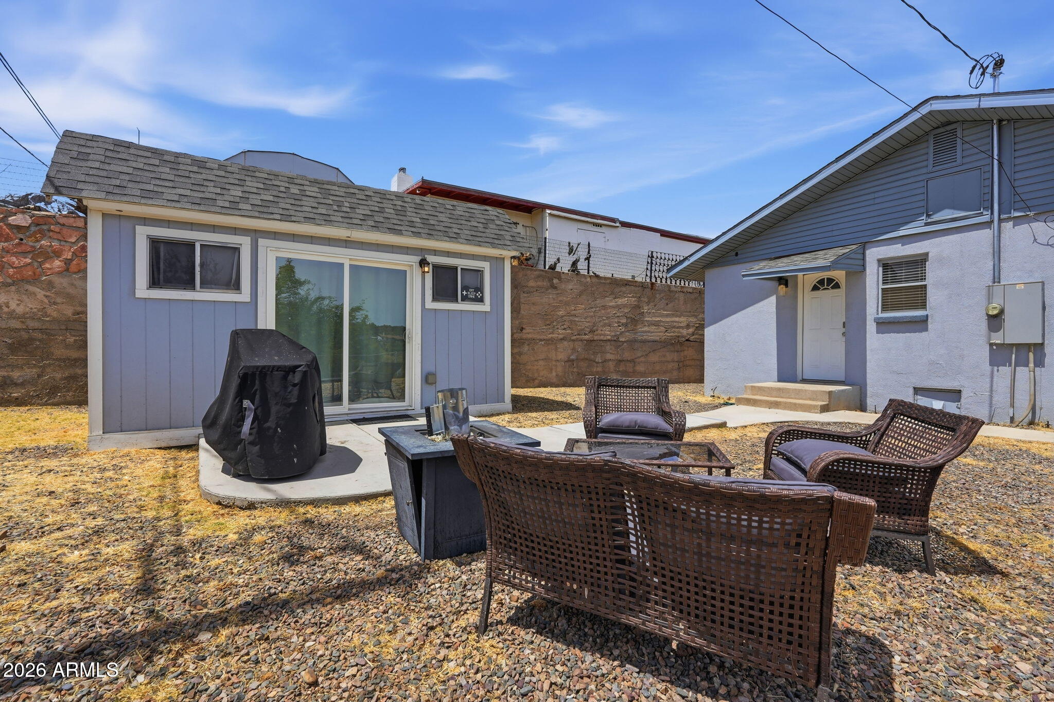 1446 E Sycamore Street