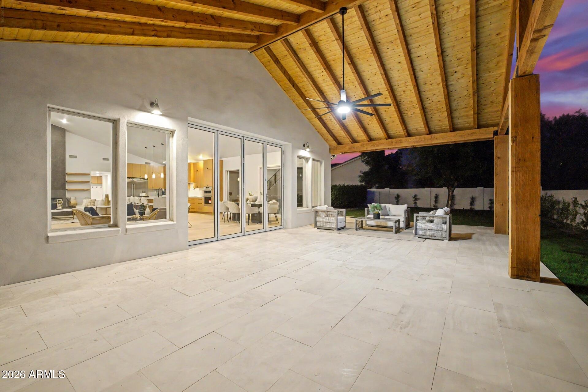 MEADOWLARK MANOR - Residential