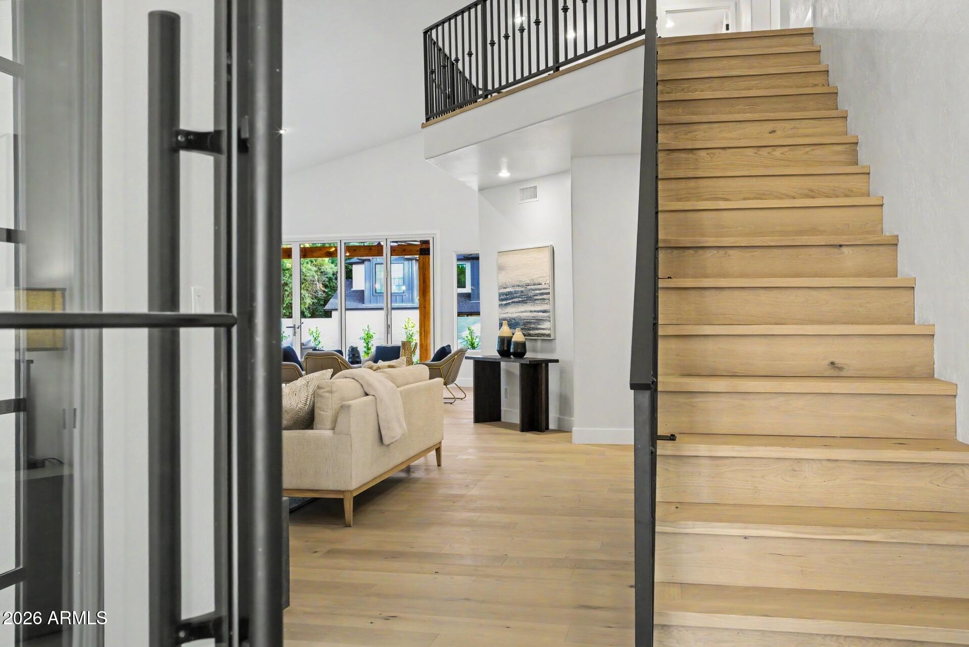 MEADOWLARK MANOR - Residential