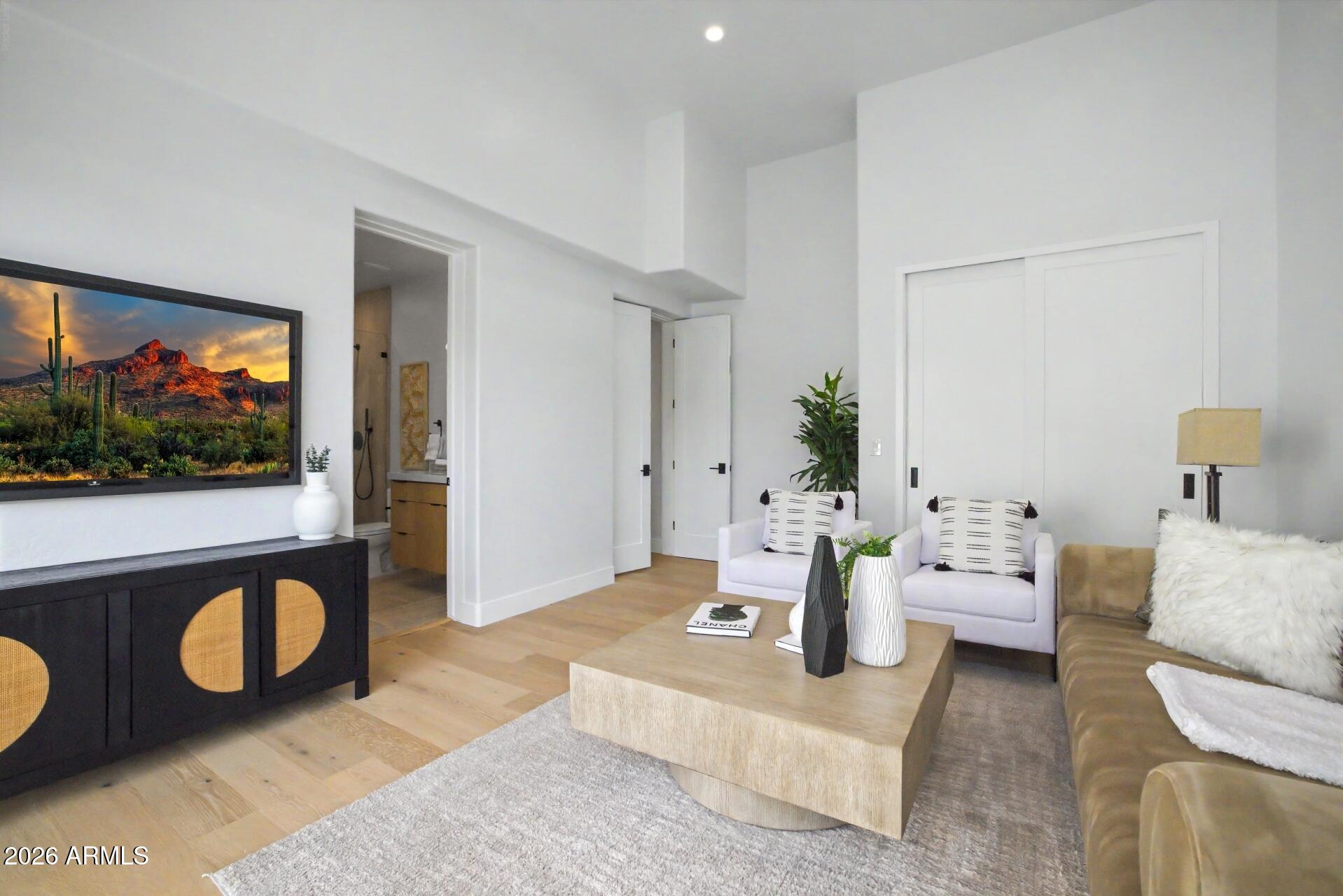 MEADOWLARK MANOR - Residential