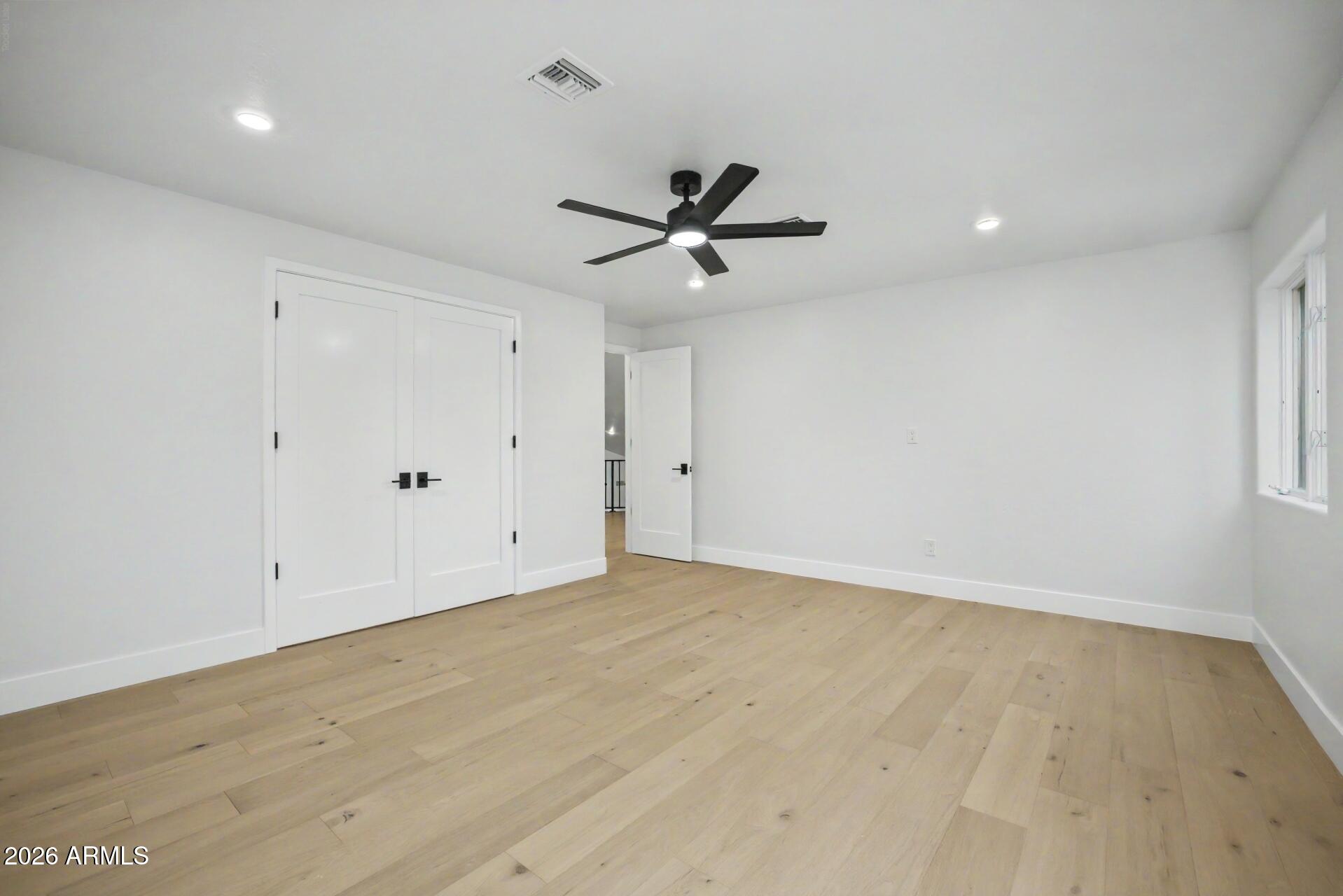 MEADOWLARK MANOR - Residential