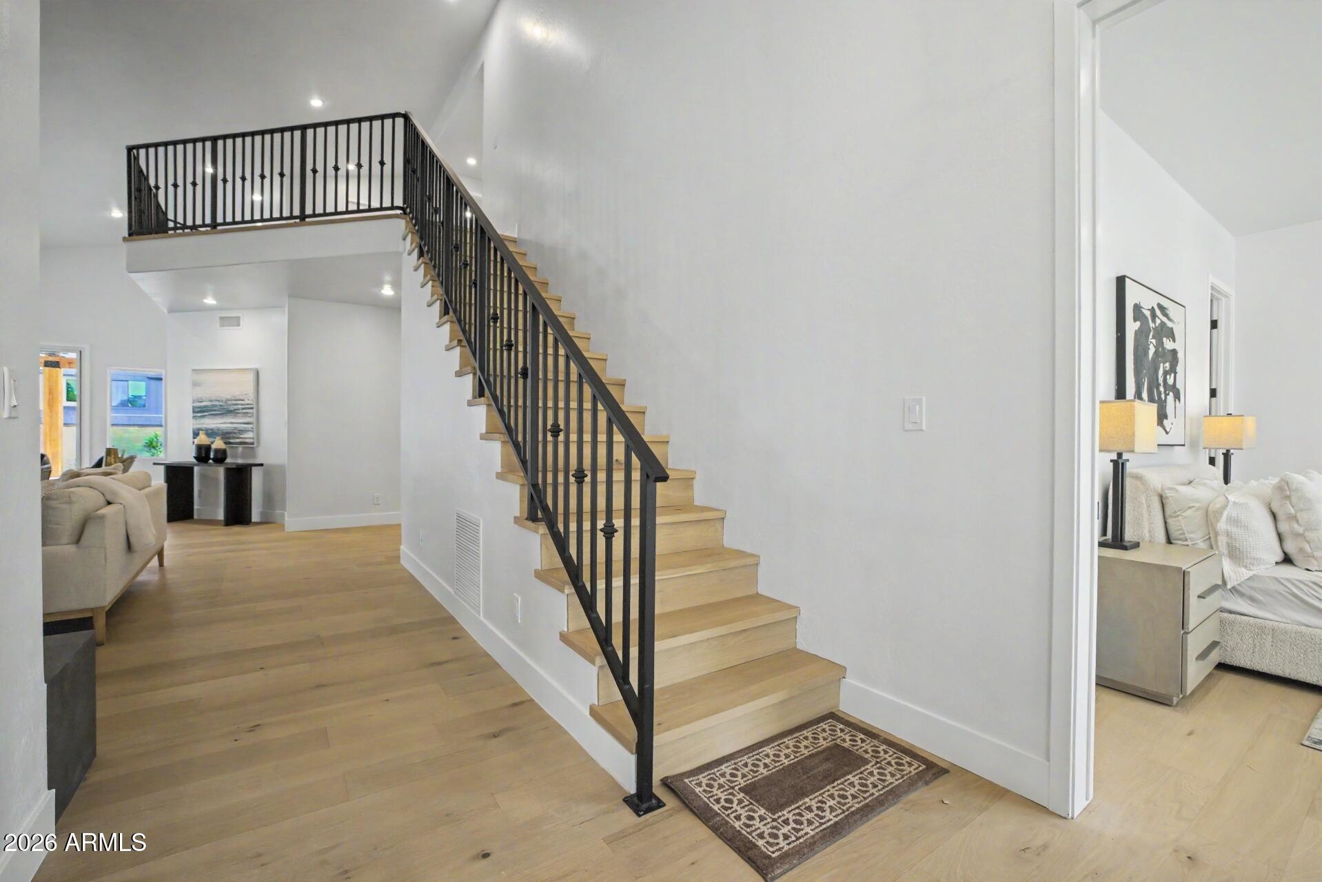 MEADOWLARK MANOR - Residential