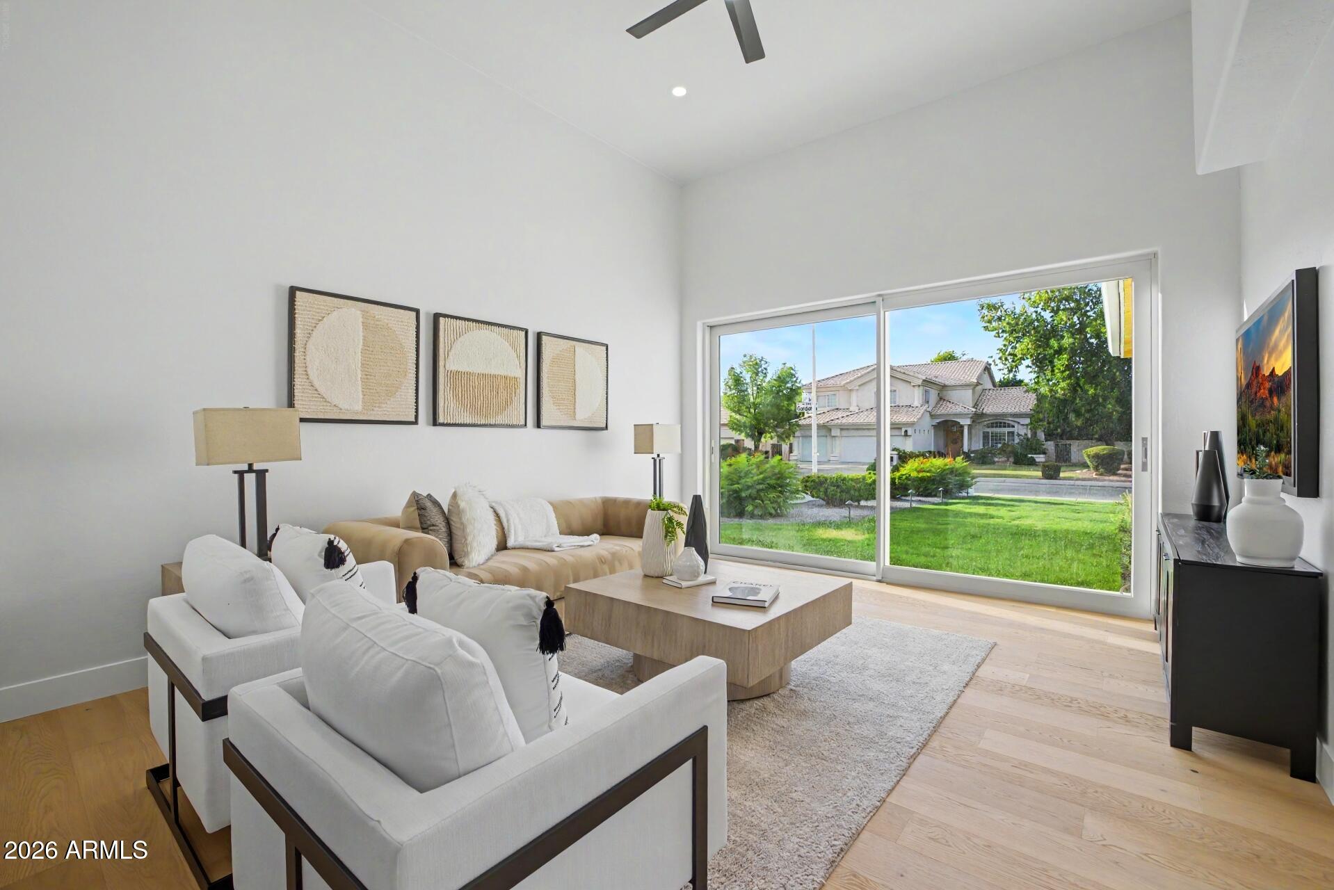 MEADOWLARK MANOR - Residential