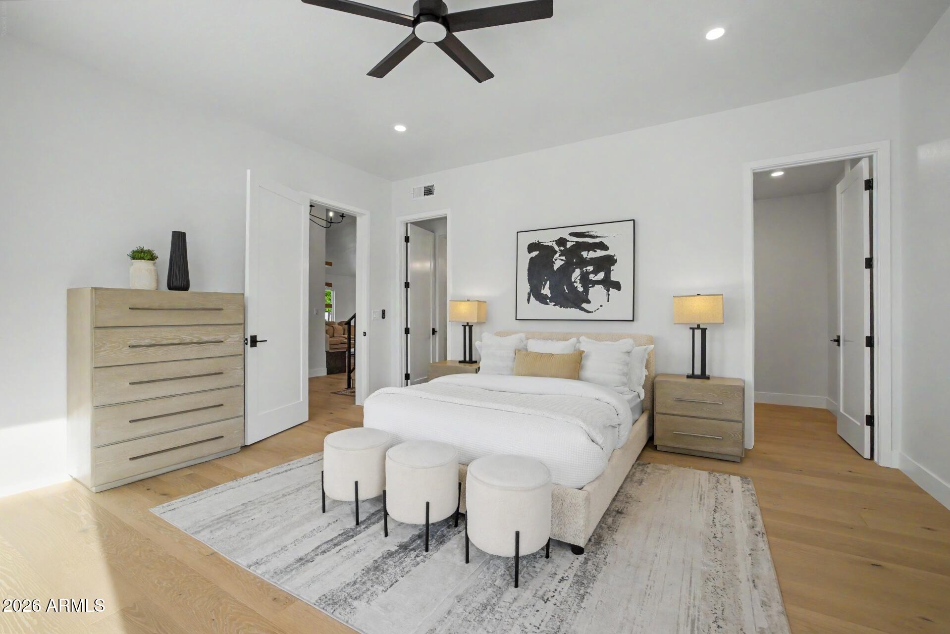 MEADOWLARK MANOR - Residential