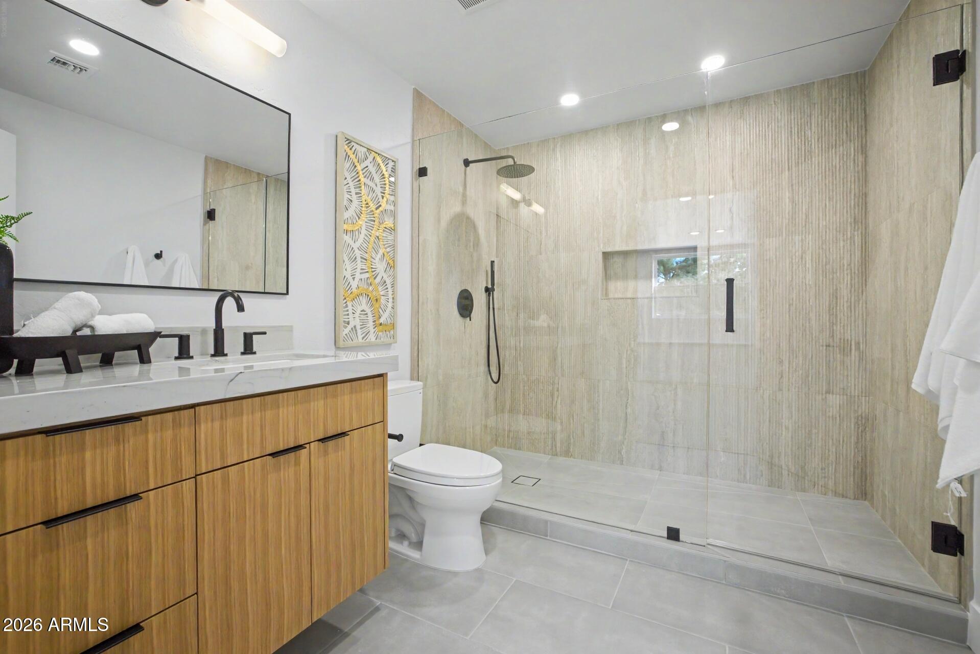 MEADOWLARK MANOR - Residential