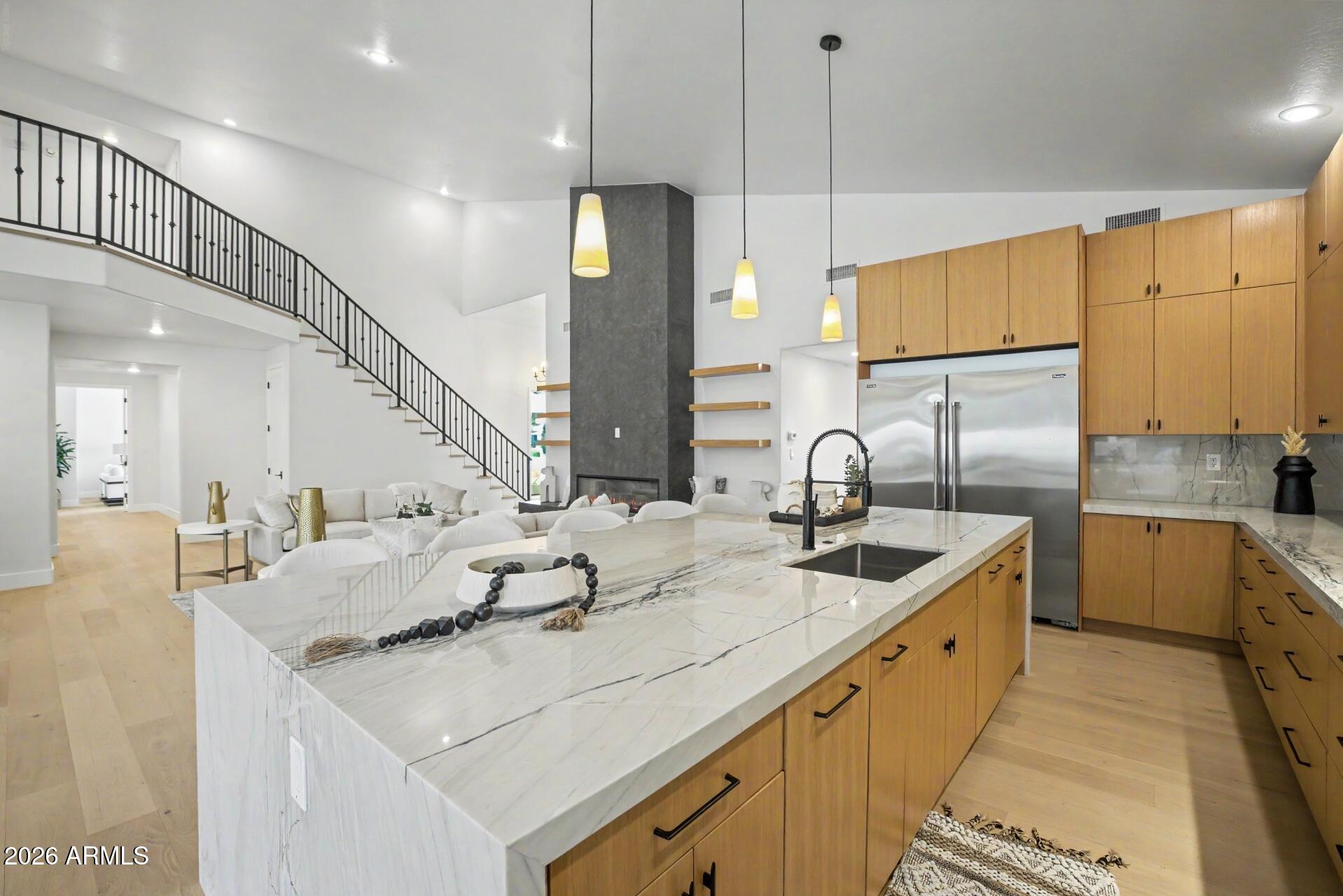 MEADOWLARK MANOR - Residential