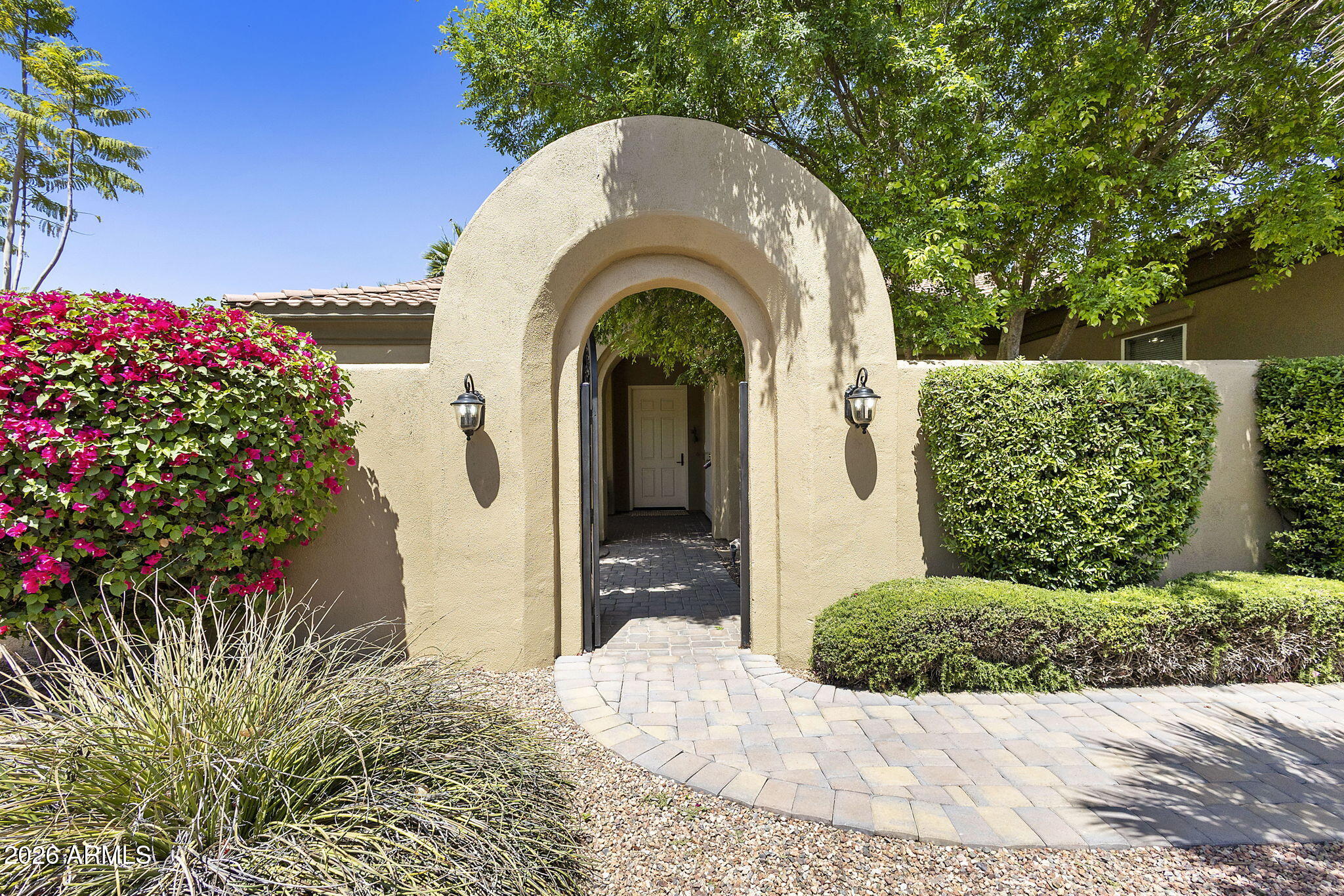 13426 W LOS BANCOS Drive