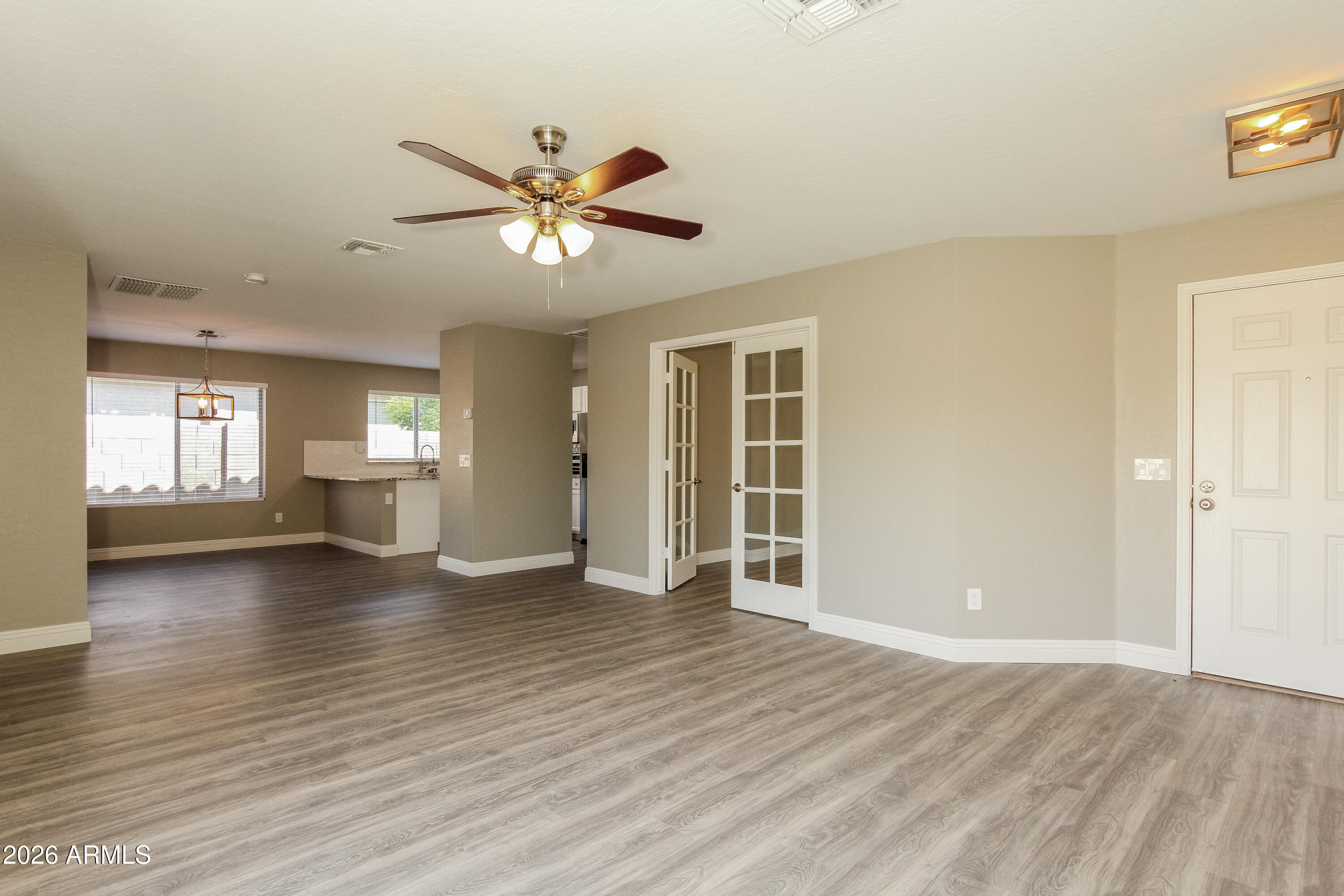 7005 S 31ST Drive