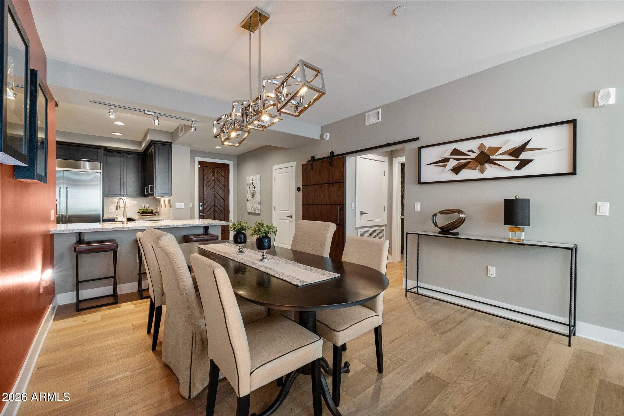 4803 N WOODMERE FAIRWAY -- 1005