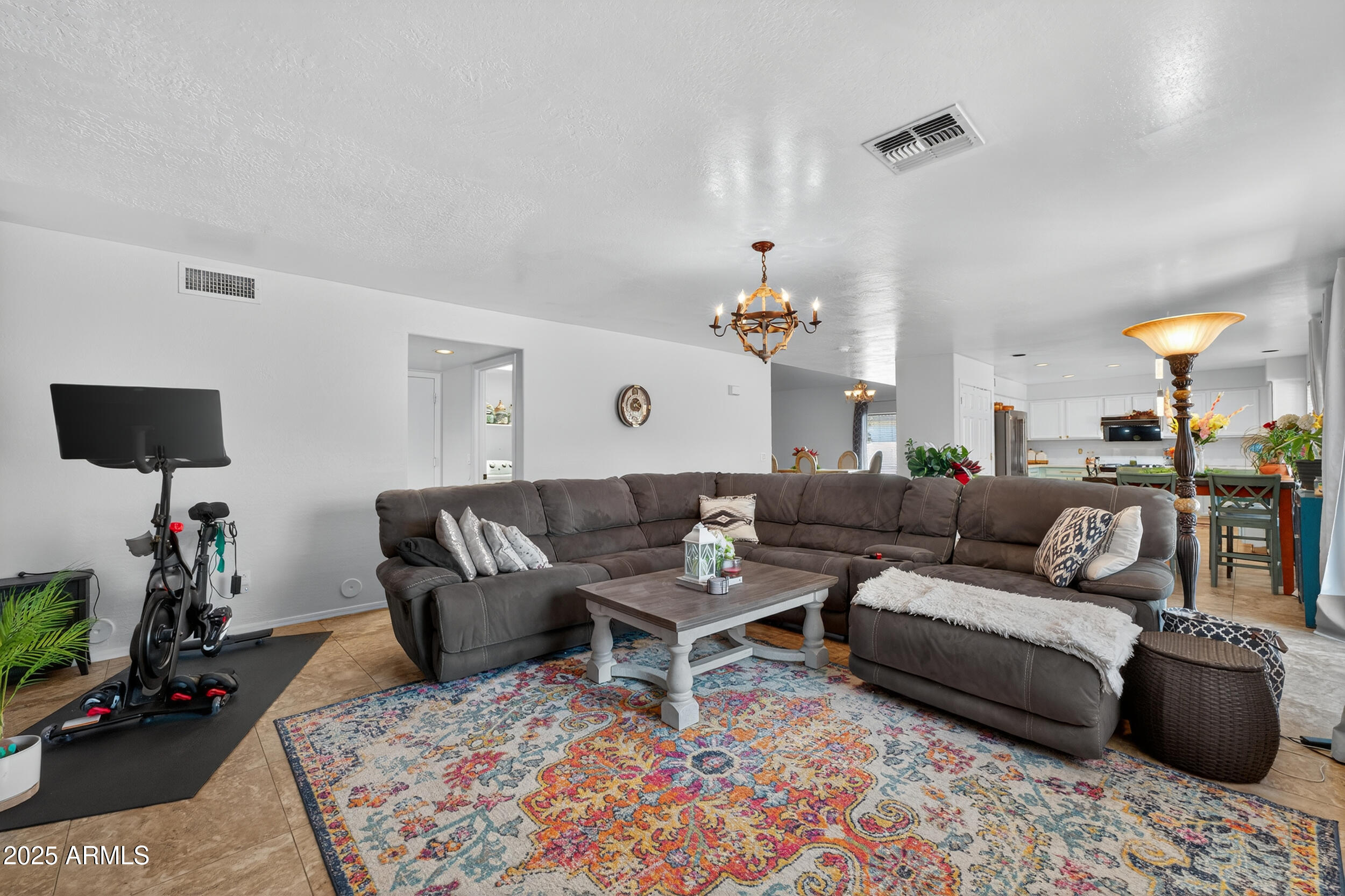 1925 S 156TH Drive