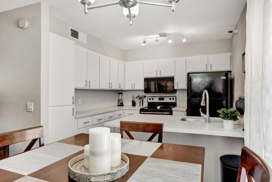 8020 E Thomas Road Unit 108