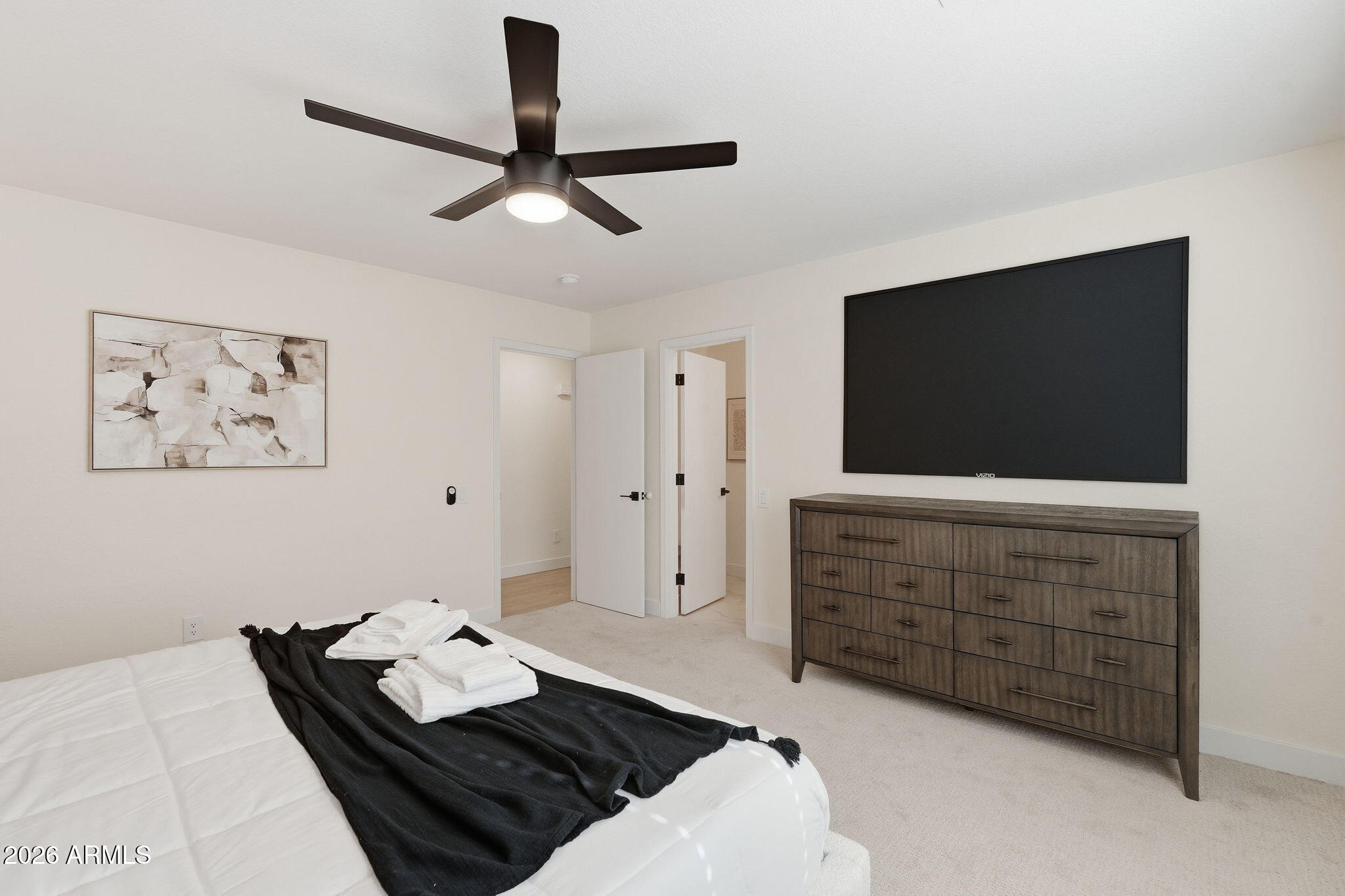 RENAISSANCE POINT - Residential