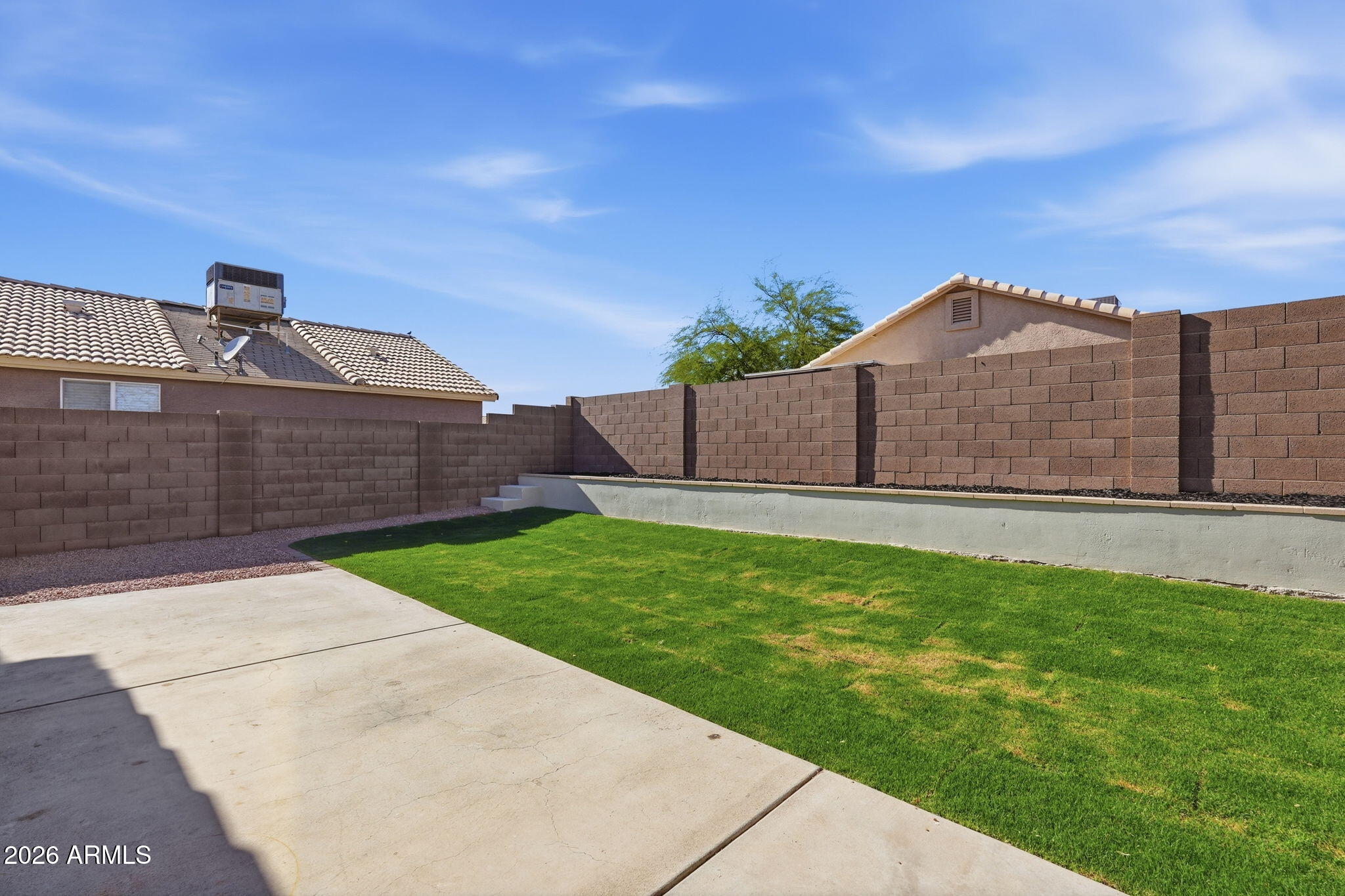 RENAISSANCE POINT - Residential