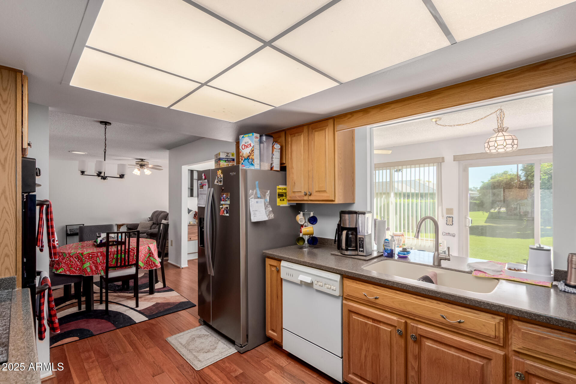 10023 W PLEASANT VALLEY Road