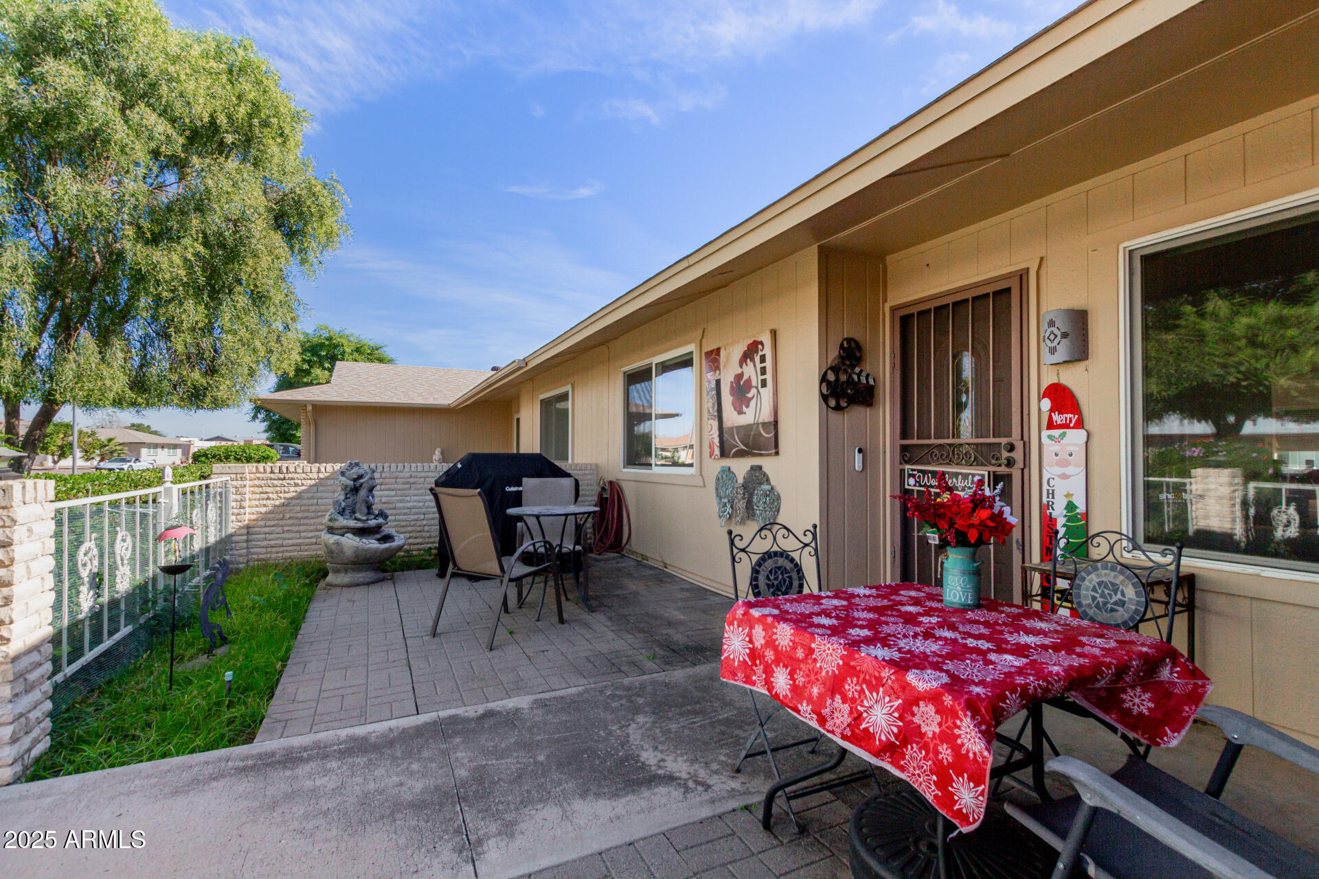 10023 W PLEASANT VALLEY Road