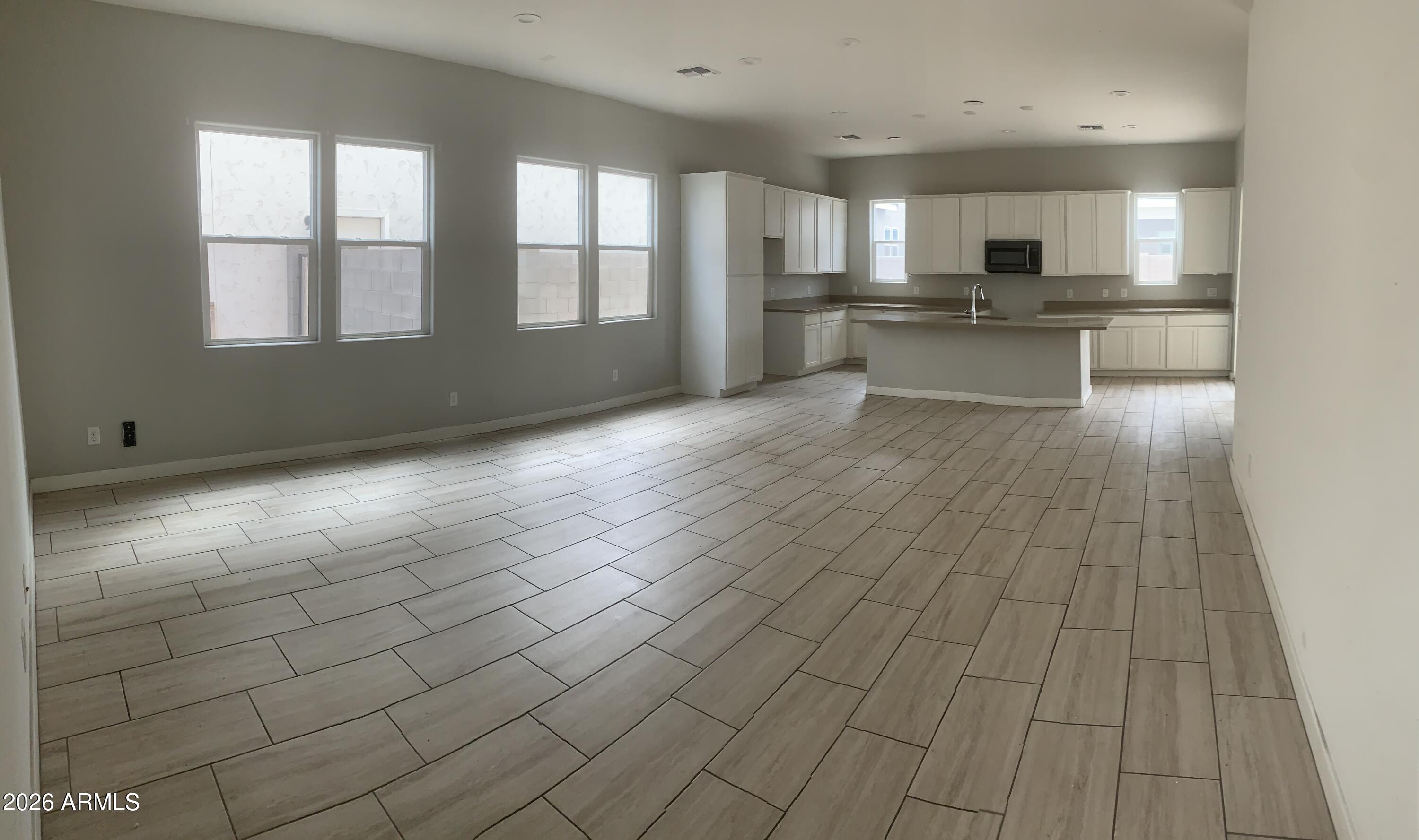 15727 W MELVIN Street