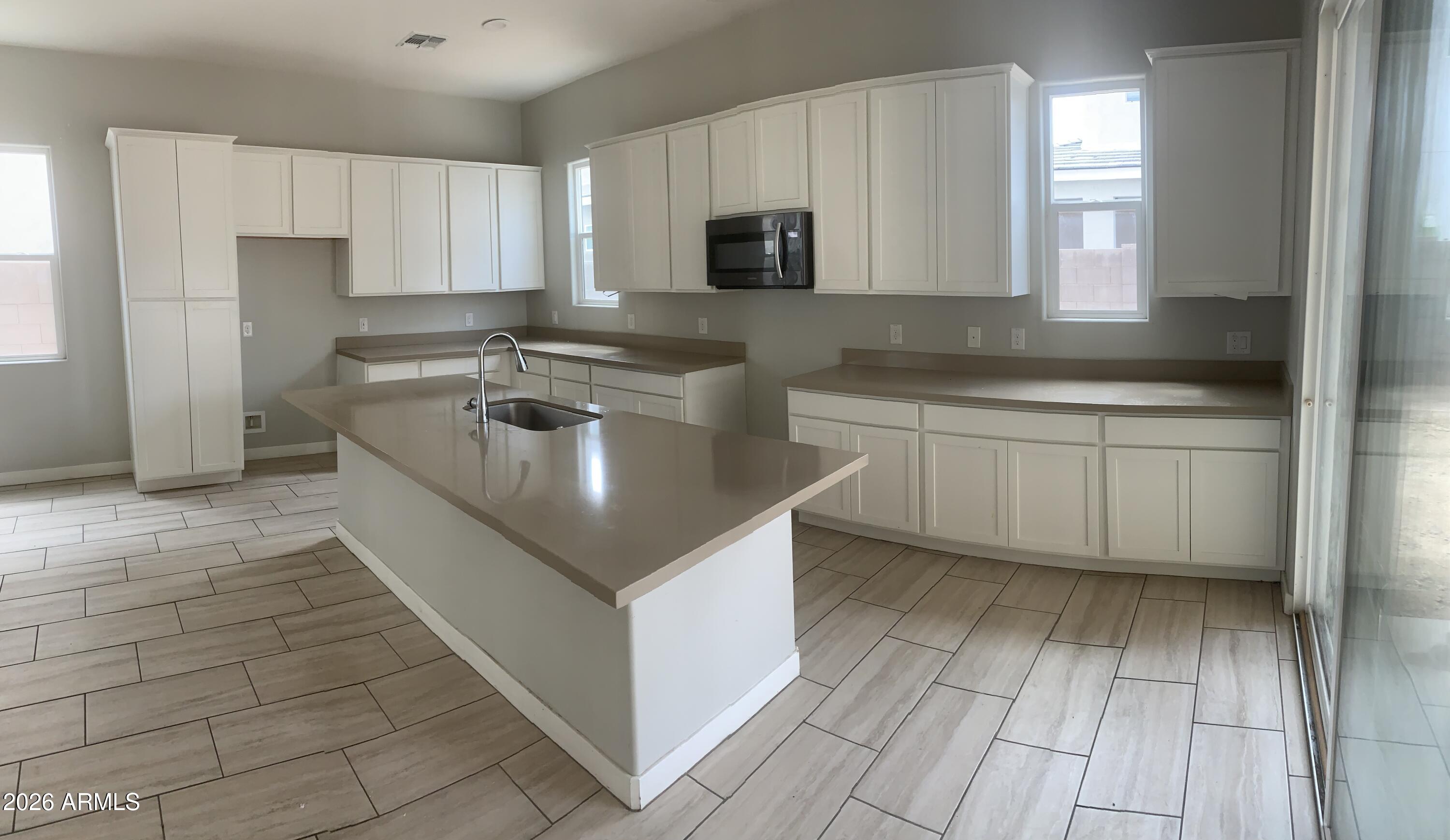 15727 W MELVIN Street