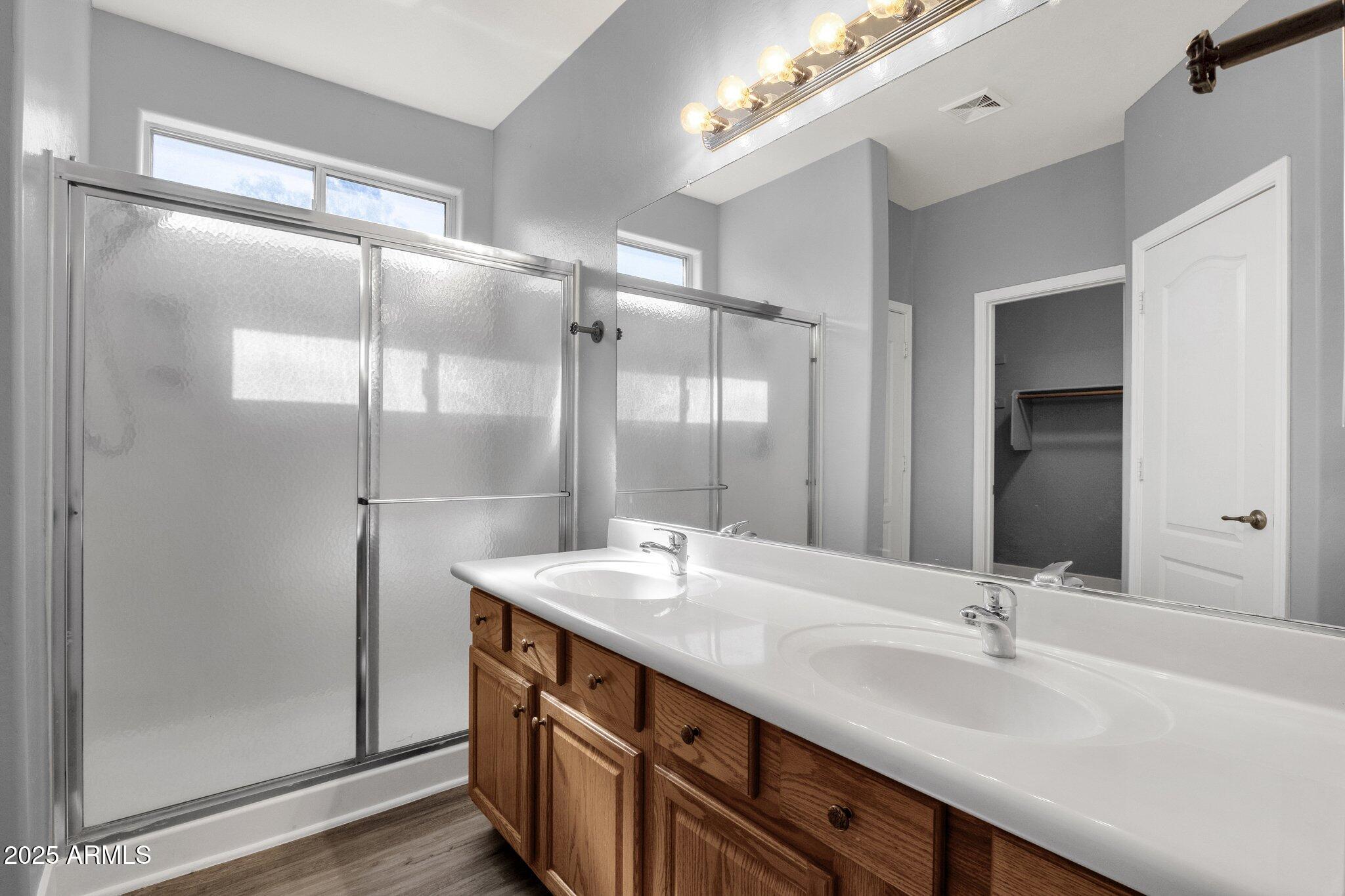 Homes 4 21616 E CALLE DE FLORES --