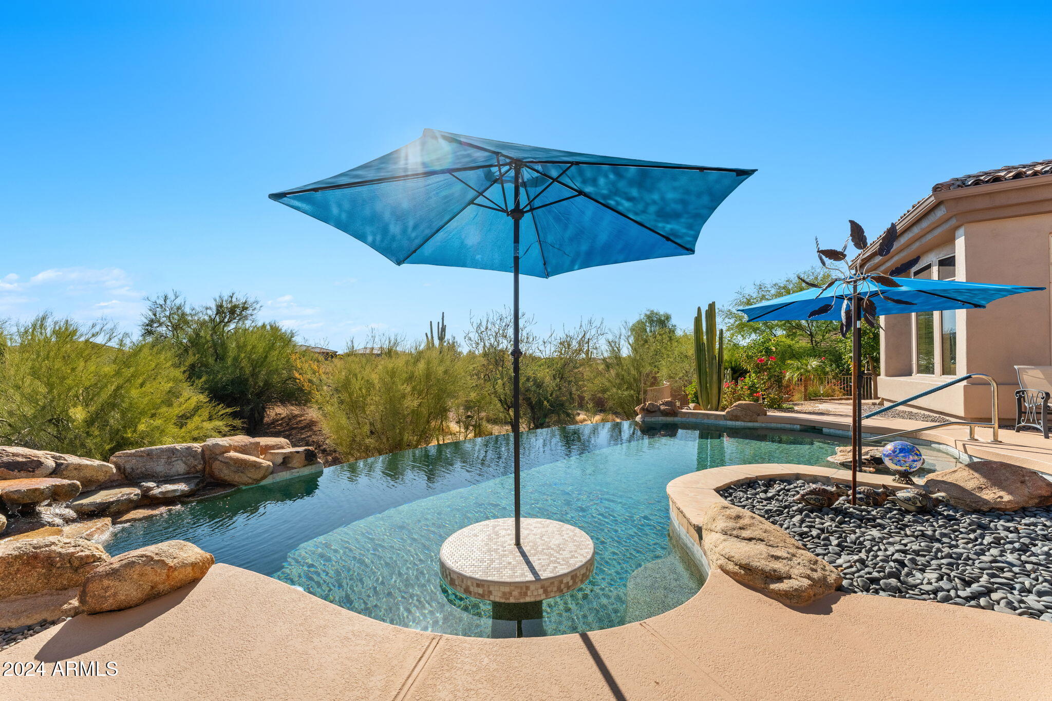 34617 N DESERT RIDGE Drive