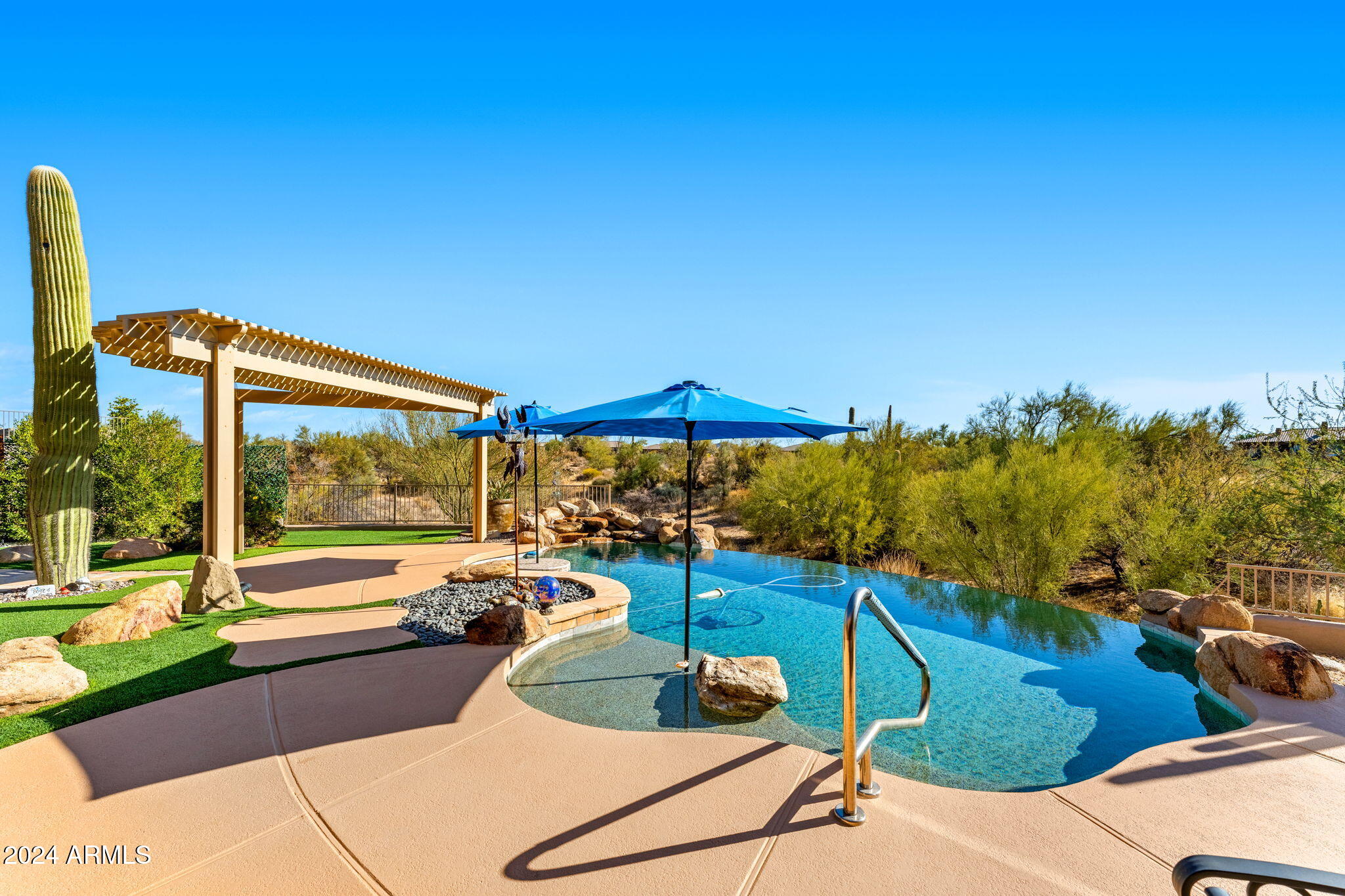 34617 N DESERT RIDGE Drive