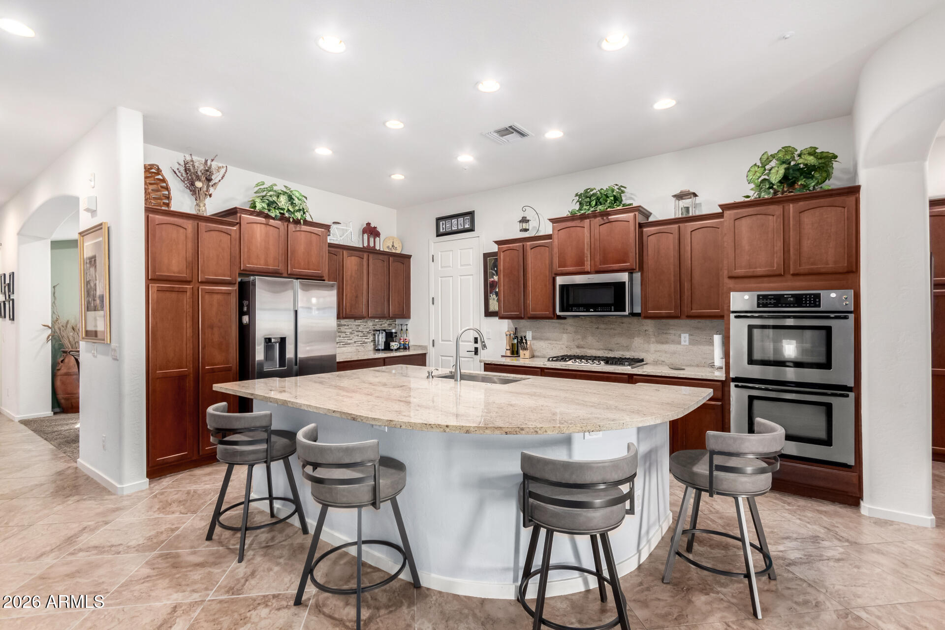 800 W SYCAMORE Court