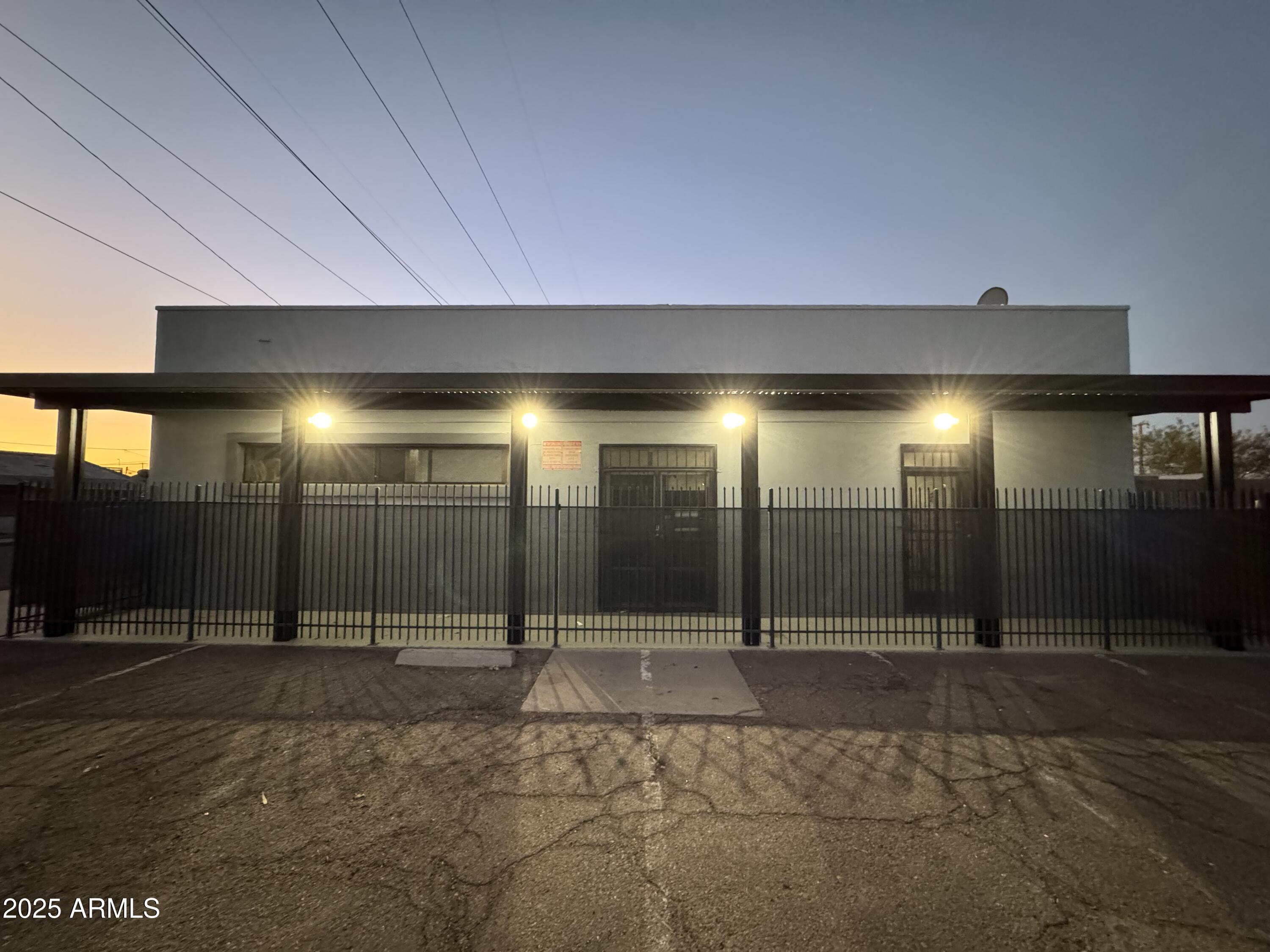 301 W Mohave Street